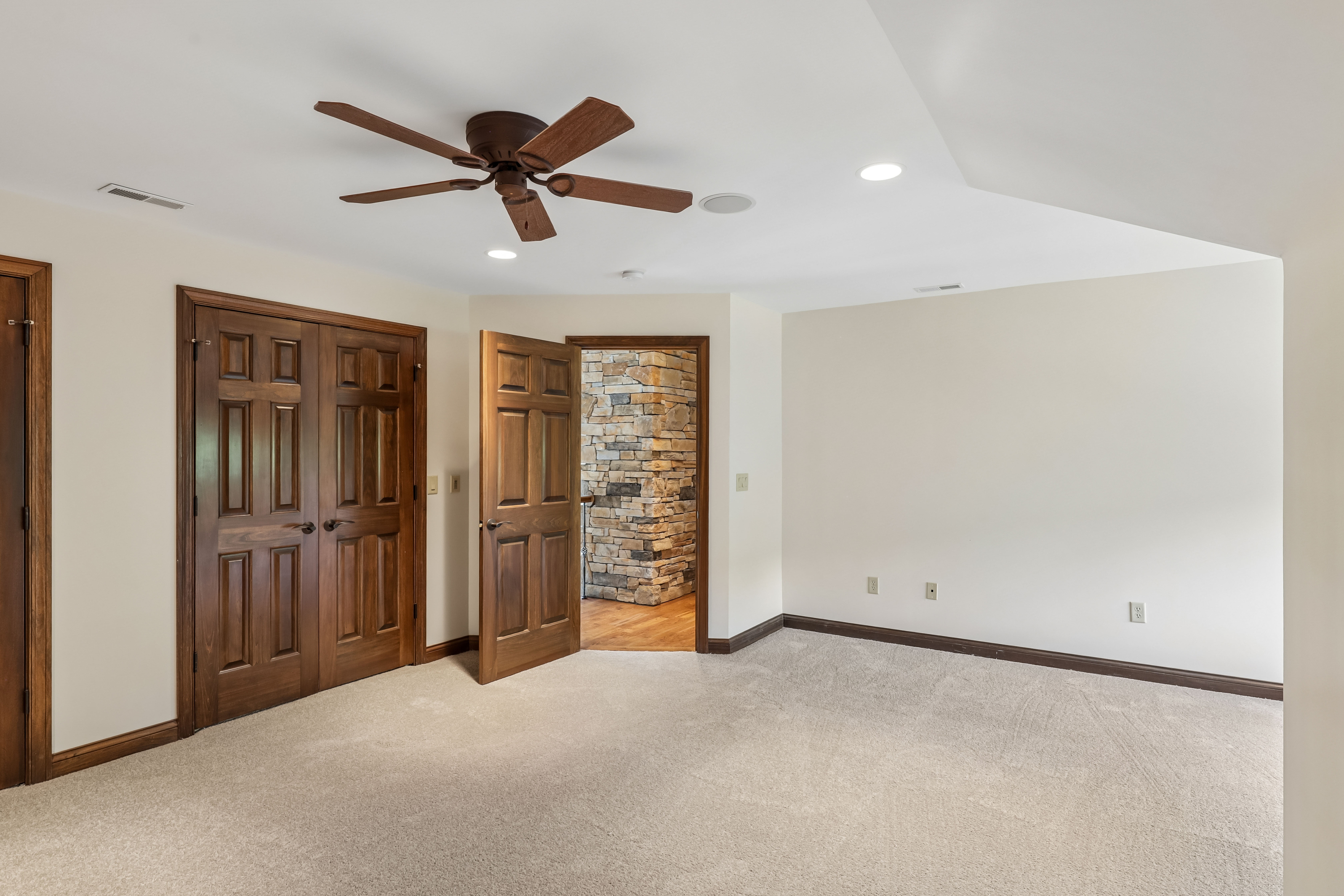 Photo 43 of 55 of 1100 Bridle Rdg, New Richmond, OH