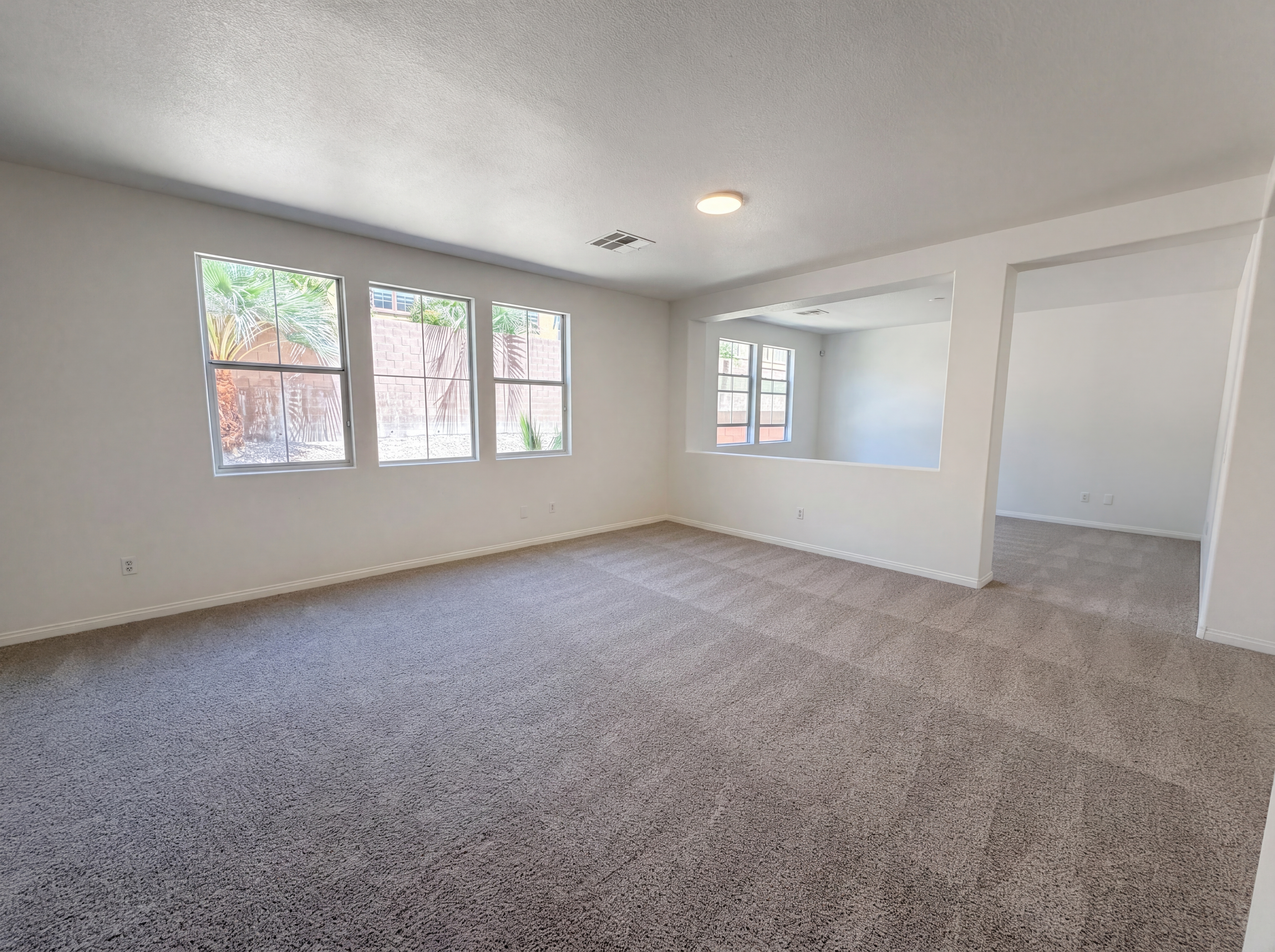 Photo 13 of 44 of 3216 Bonassola Ave, North Las Vegas, NV