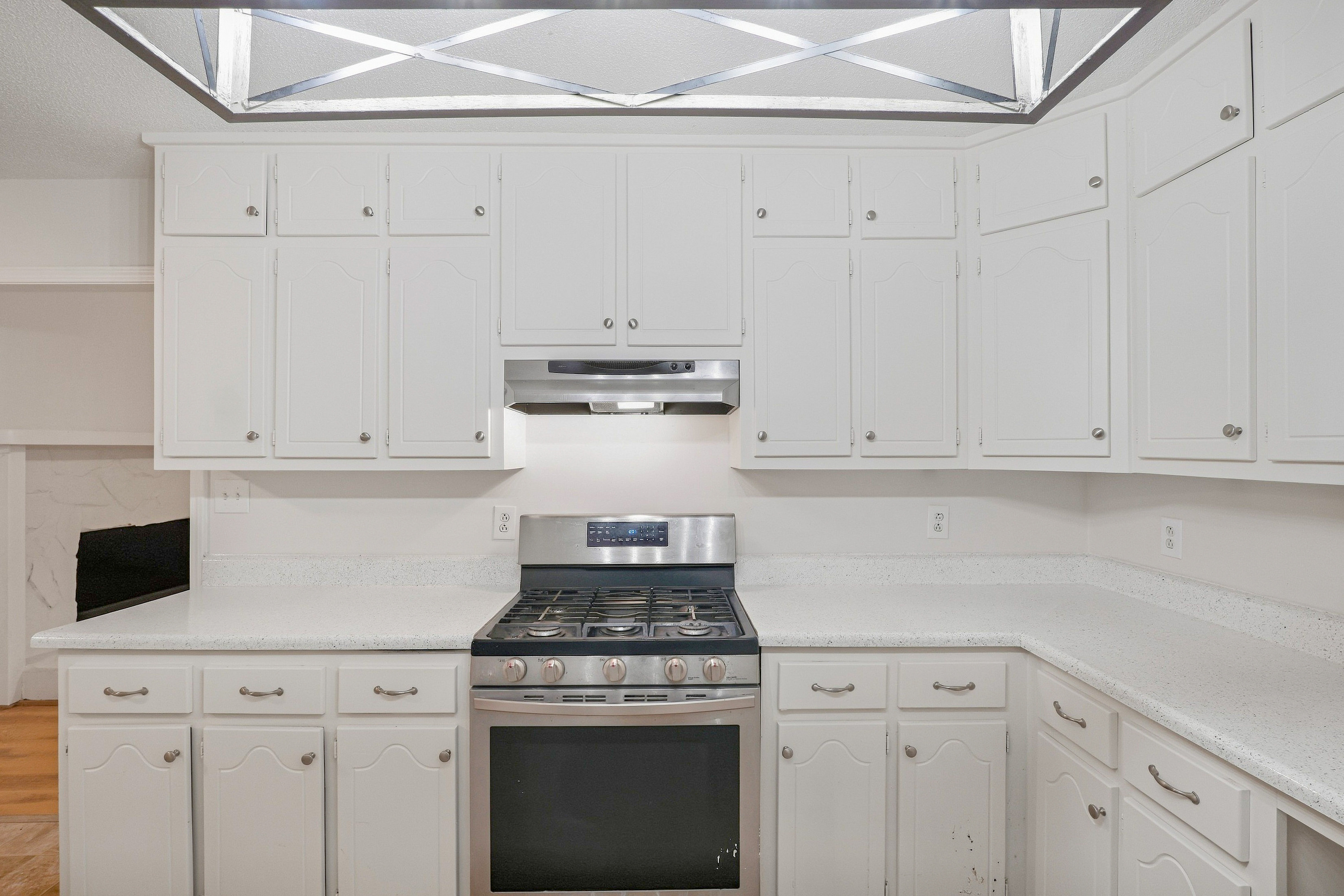 Photo 6 of 24 of 2158 Chambers Rd, McDonough, GA
