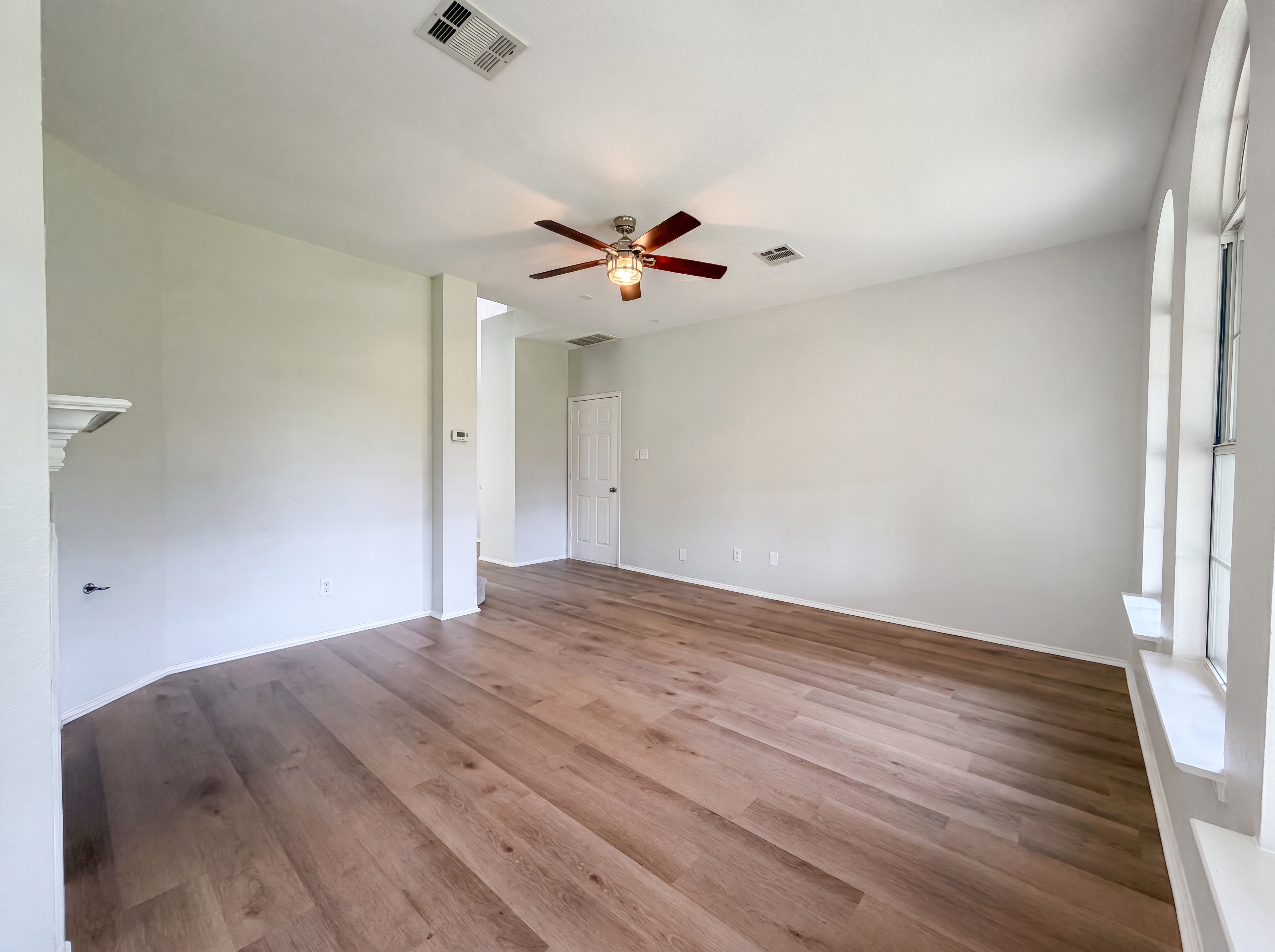 Photo 13 of 31 of 2404 Katina Dr, Flower Mound, TX