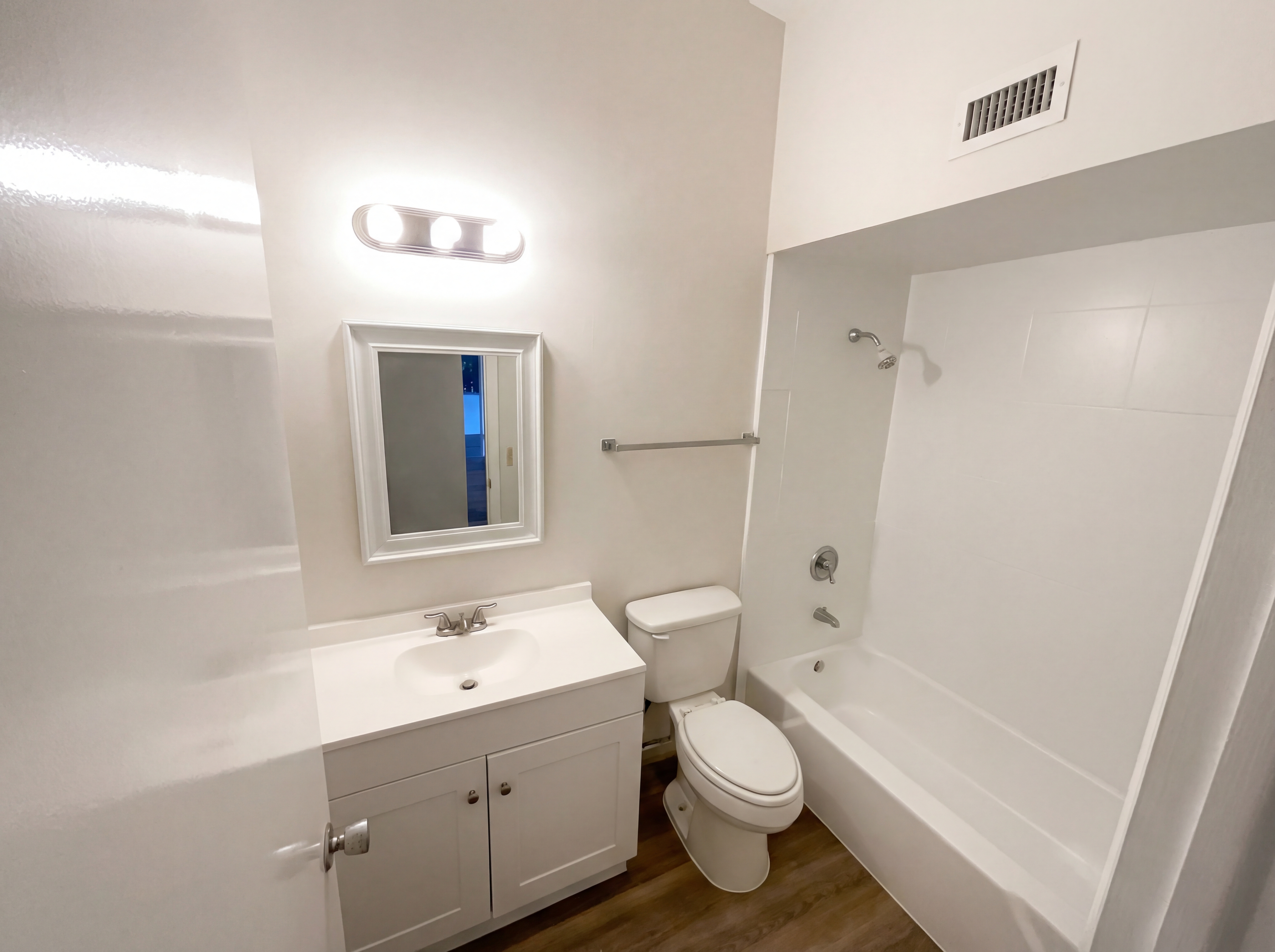 Photo 17 of 26 of 141 SE Calmoso Dr, Port Saint Lucie, FL