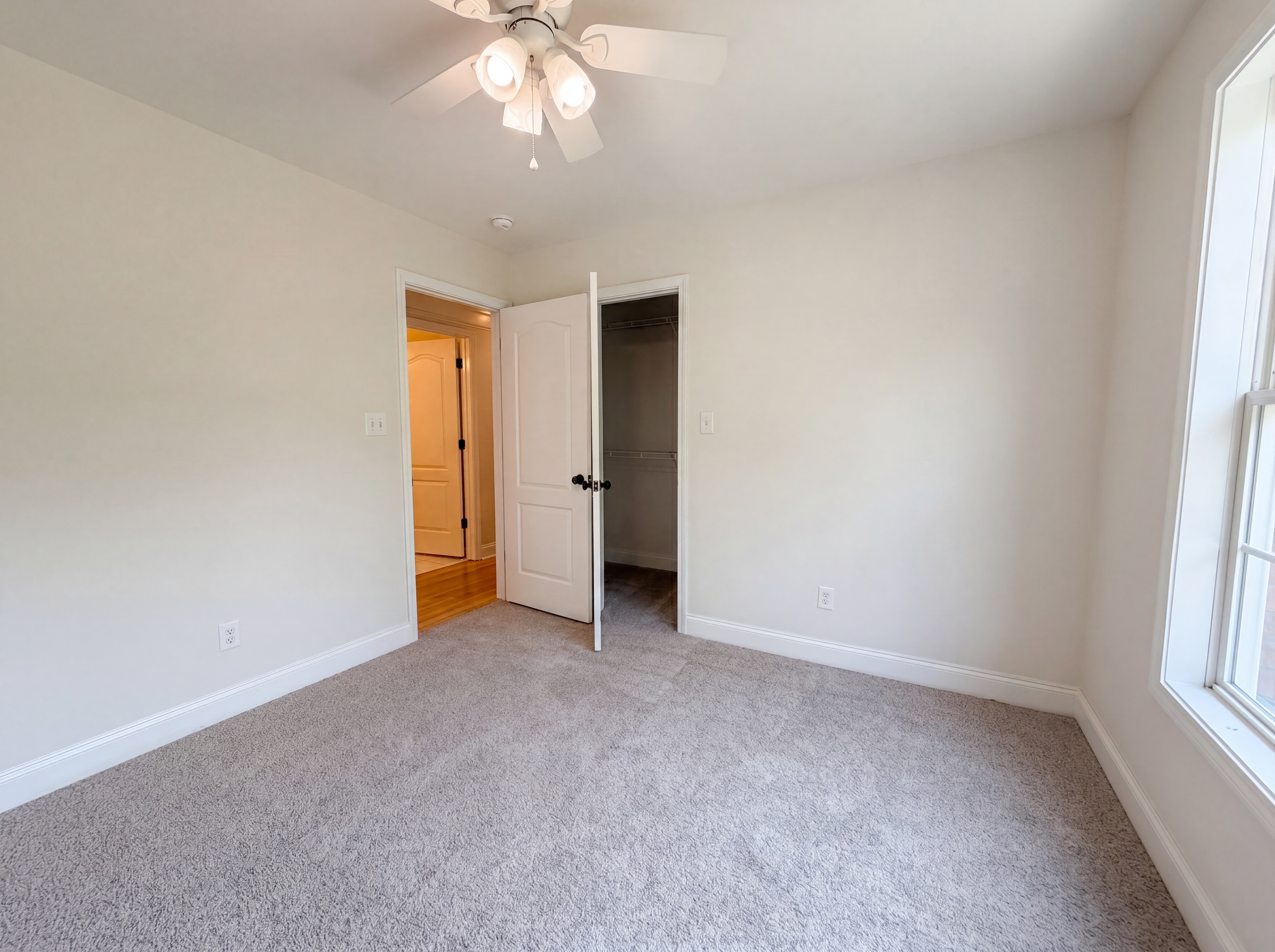 Photo 11 of 20 of 5309 Old Town Ln, Gastonia, NC