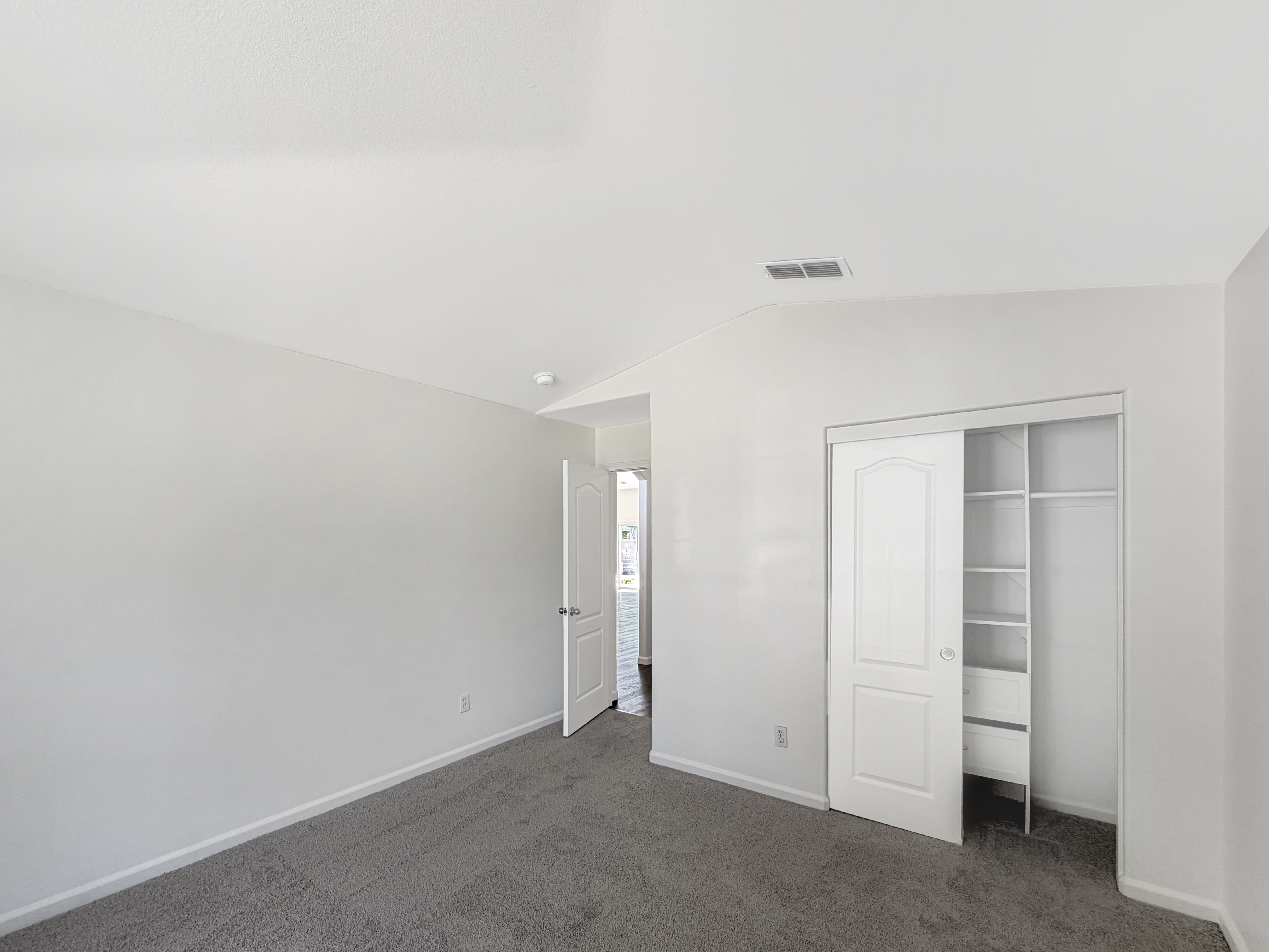 Photo 22 of 29 of 3990 Black Butte Cir, Stockton, CA