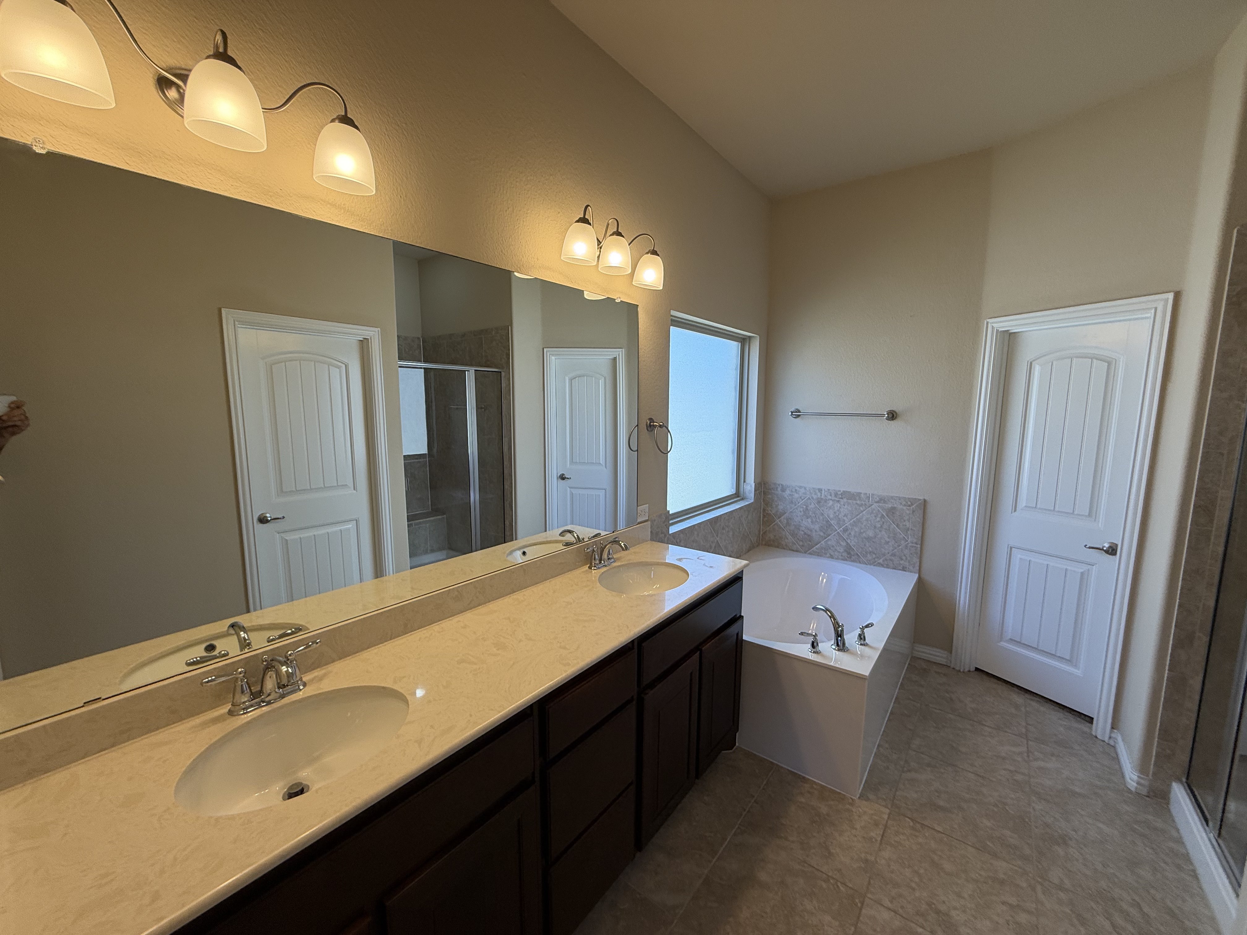 Photo 12 of 16 of 3912 Gennaker Dr, Denton, TX