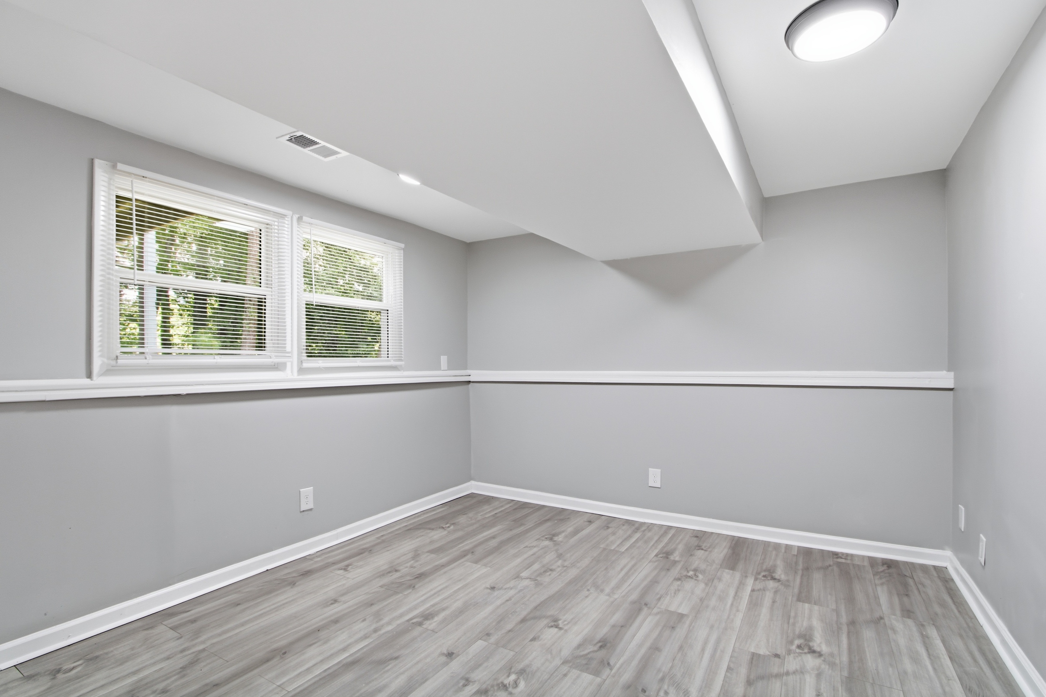 Photo 23 of 30 of 3724 Bramblevine Cir, Lithonia, GA