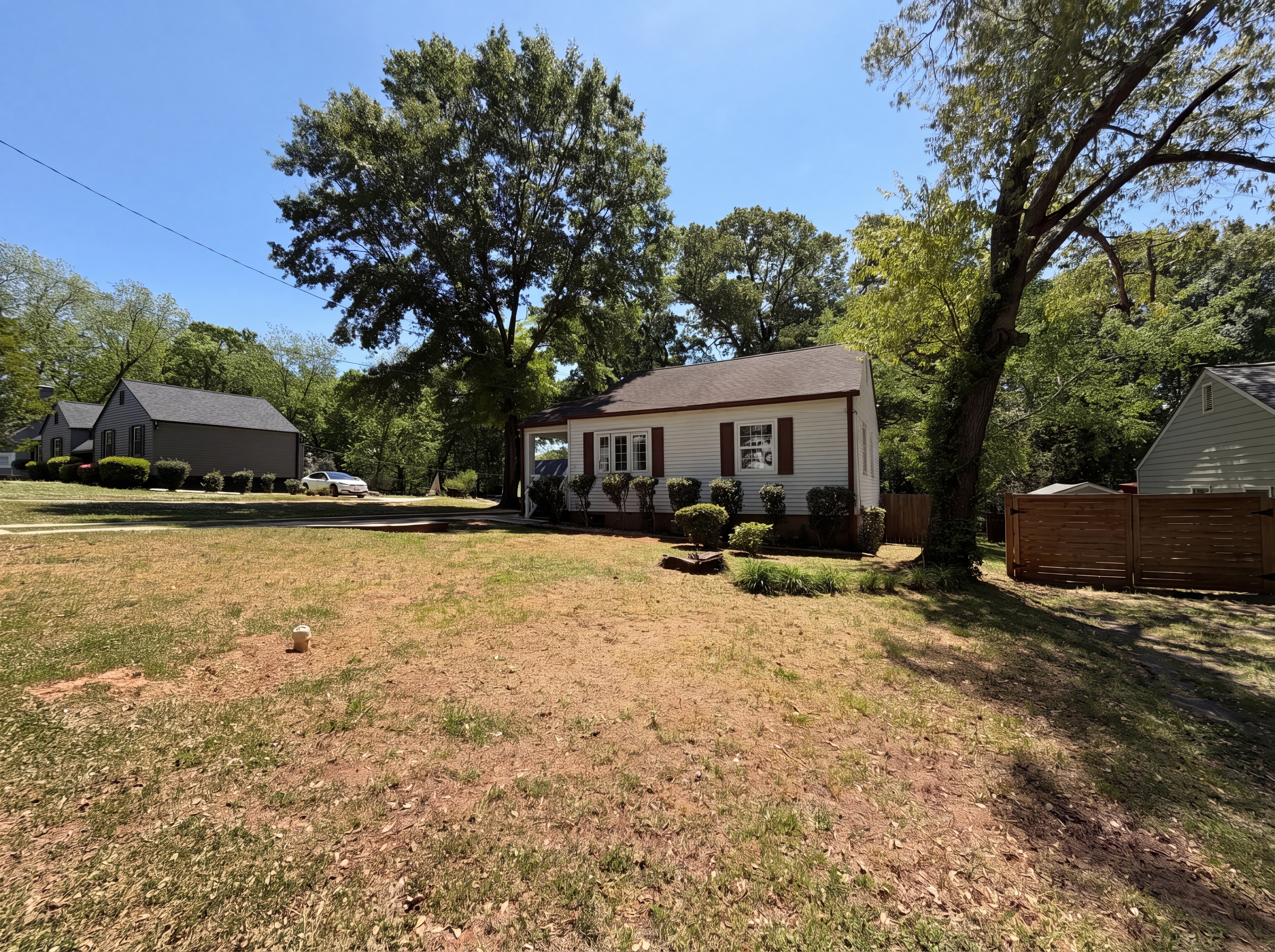 Photo 16 of 20 of 1918 Spring Ave, Atlanta, GA