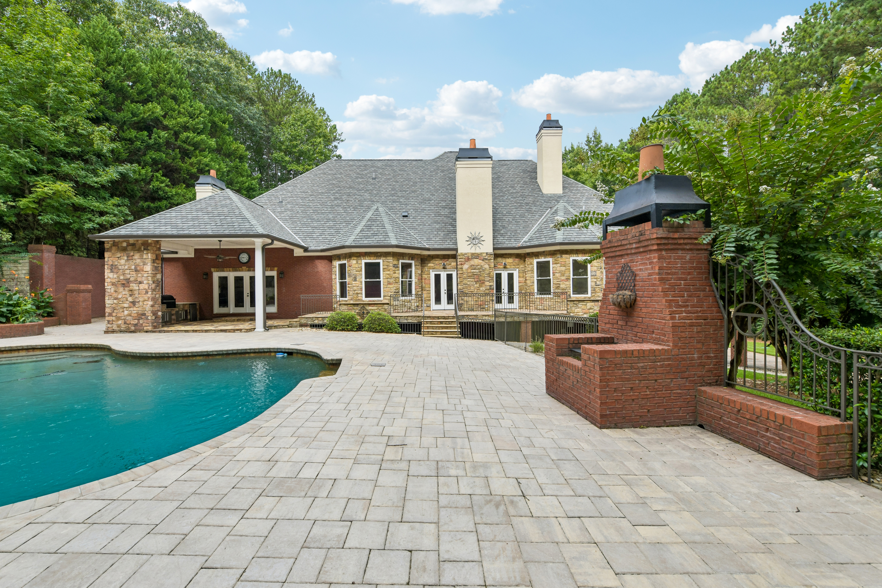 Photo 58 of 90 of 2431 Rabbit Farm Cir, Loganville, GA
