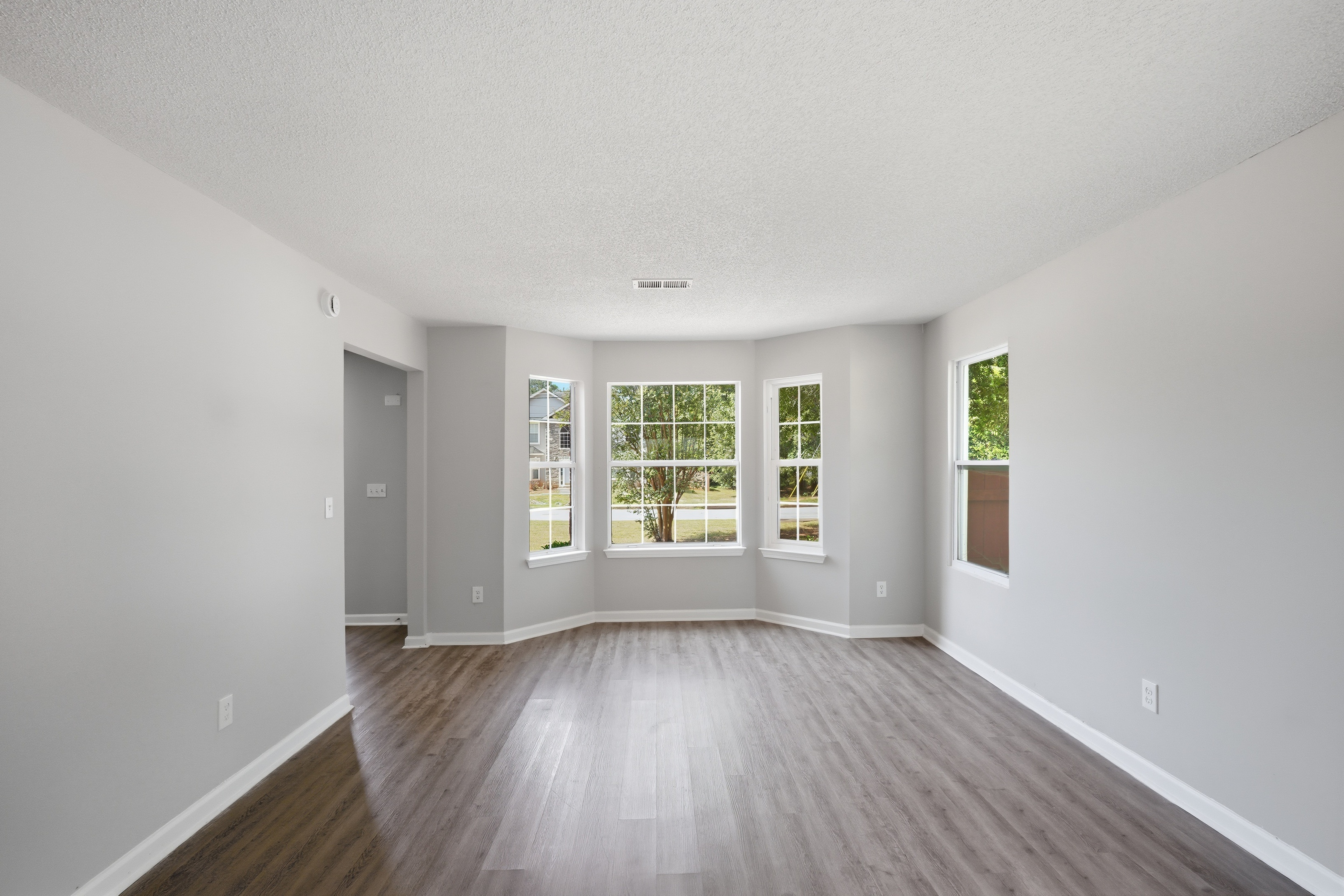 Photo 7 of 33 of 2124 Hairston Creek Pkwy, Decatur, GA