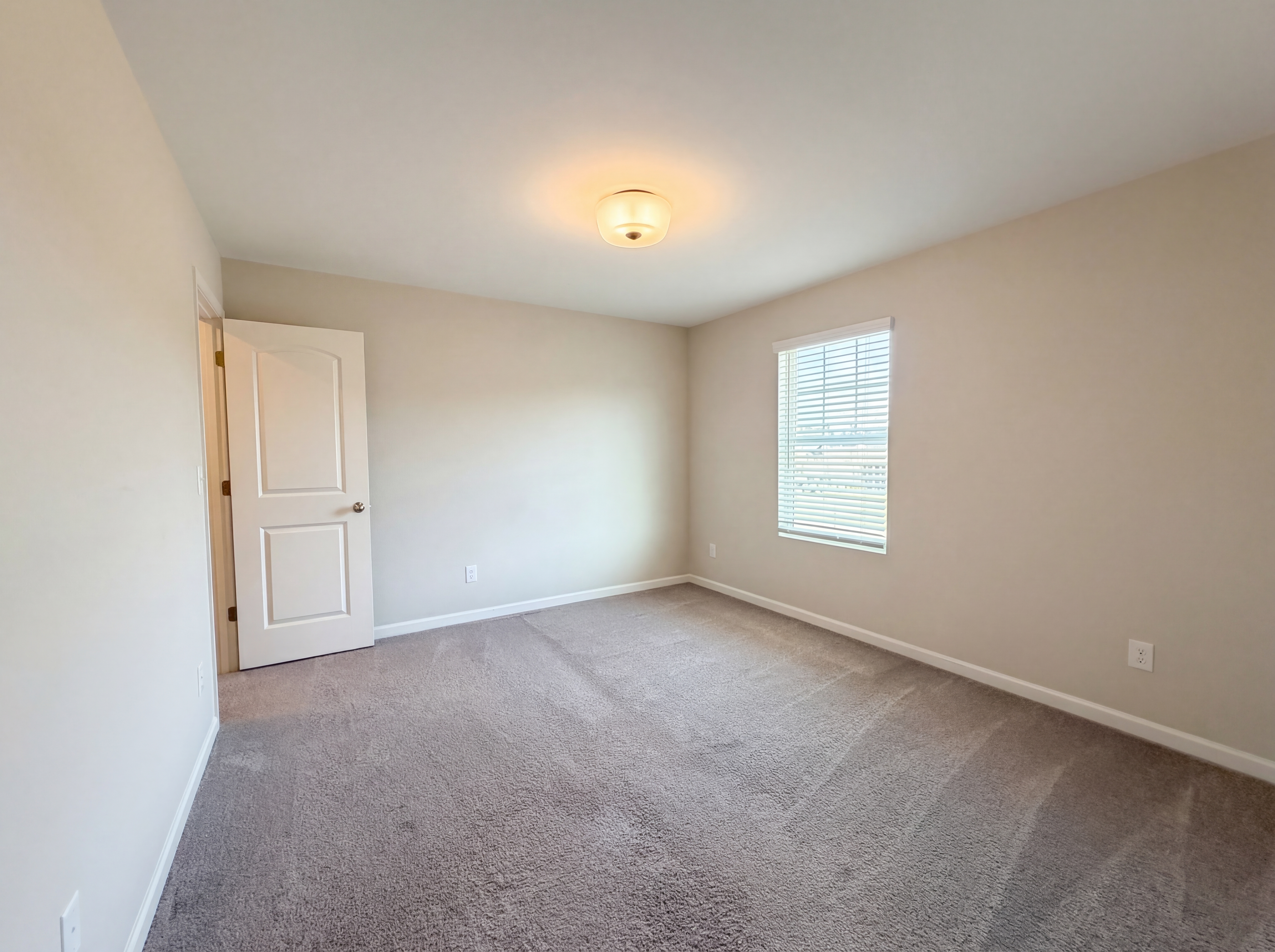 Photo 17 of 23 of 2825 Kinloch Ct, Clover, SC
