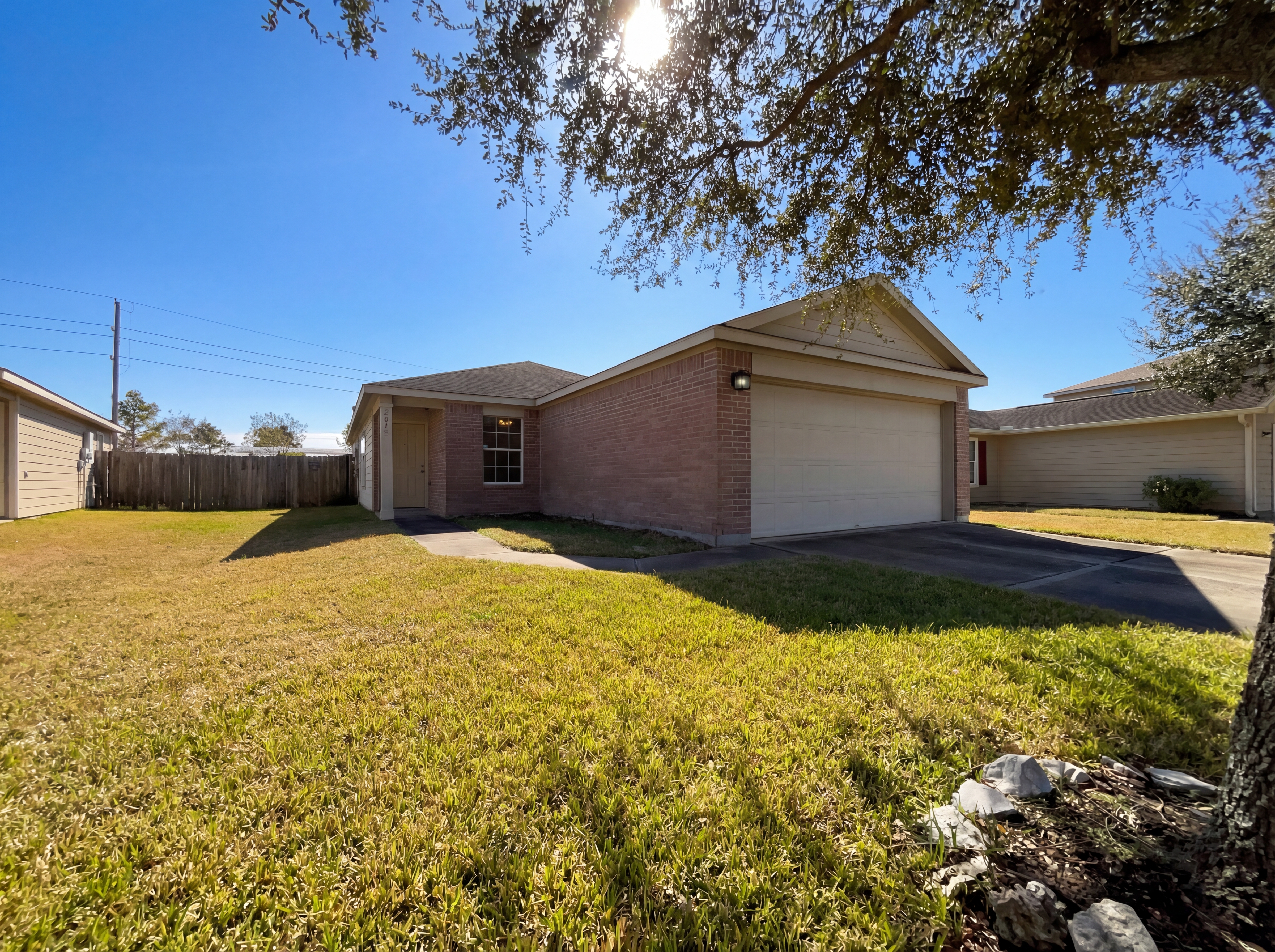Photo 6 of 16 of 7015 Rosebud Hollow Ln, Richmond, TX