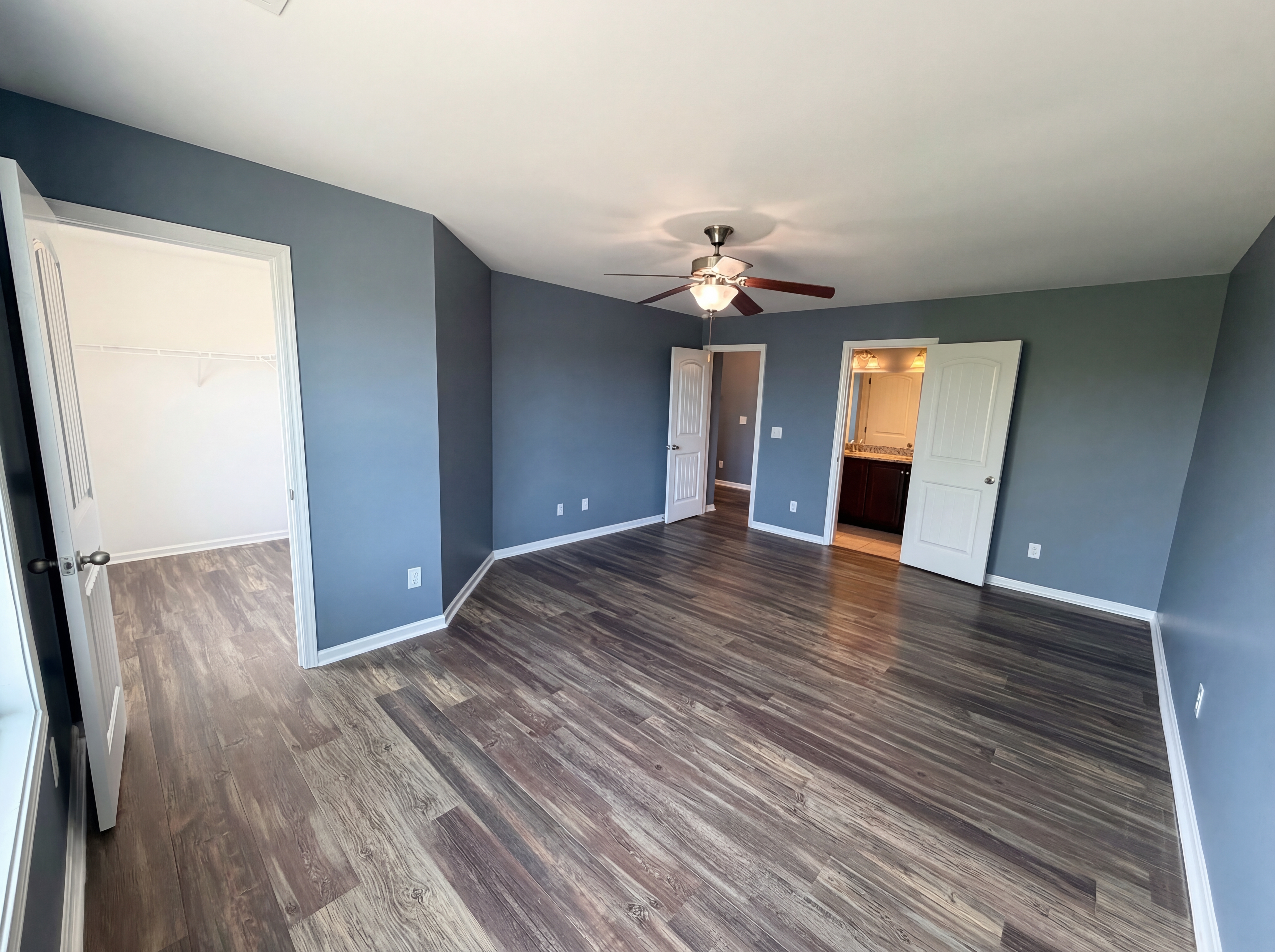 Photo 4 of 28 of 403 Eagle Claw Ct, Chapin, SC