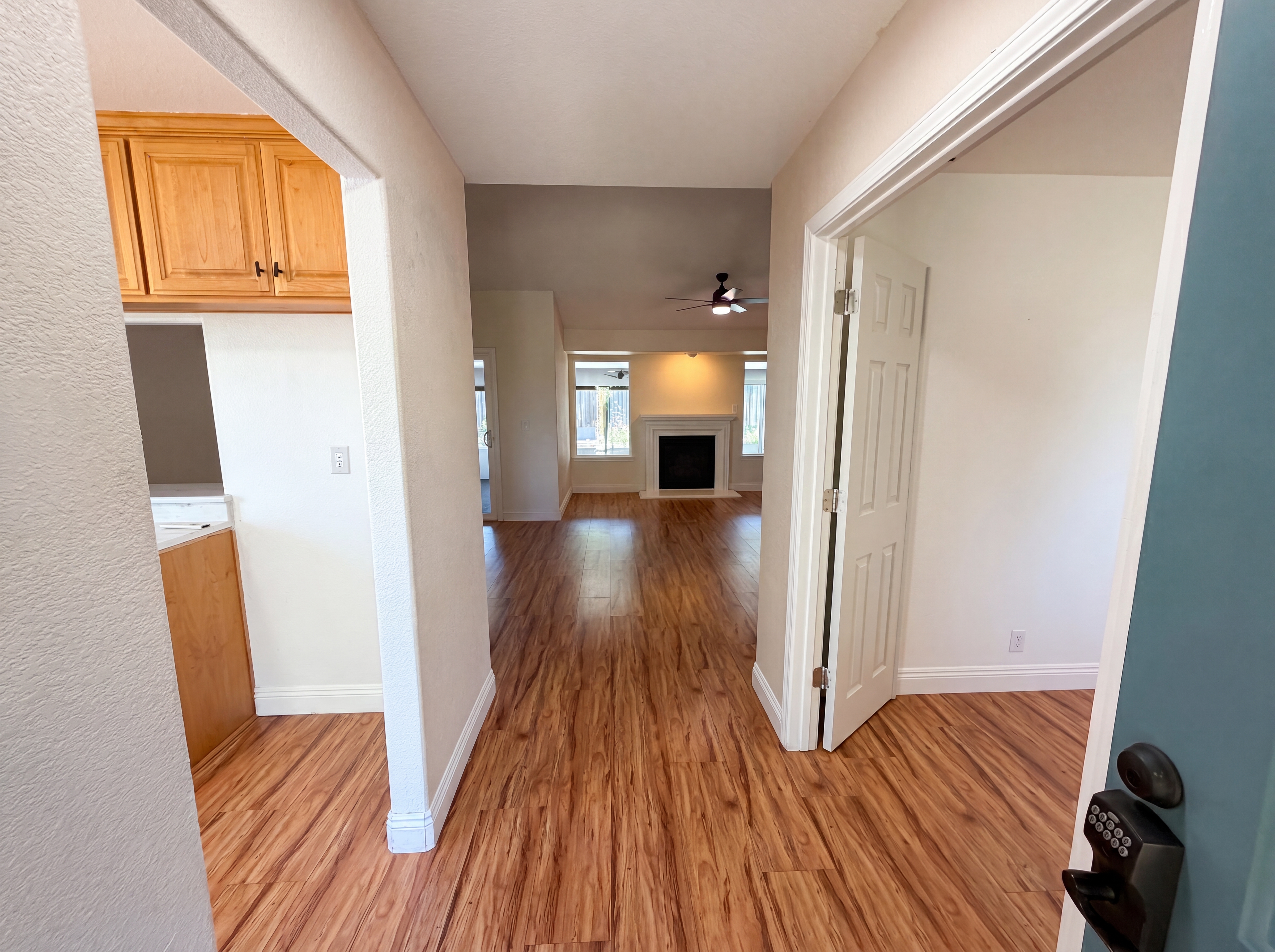 Photo 7 of 27 of 3740 Blackfoot Way, Antelope, CA