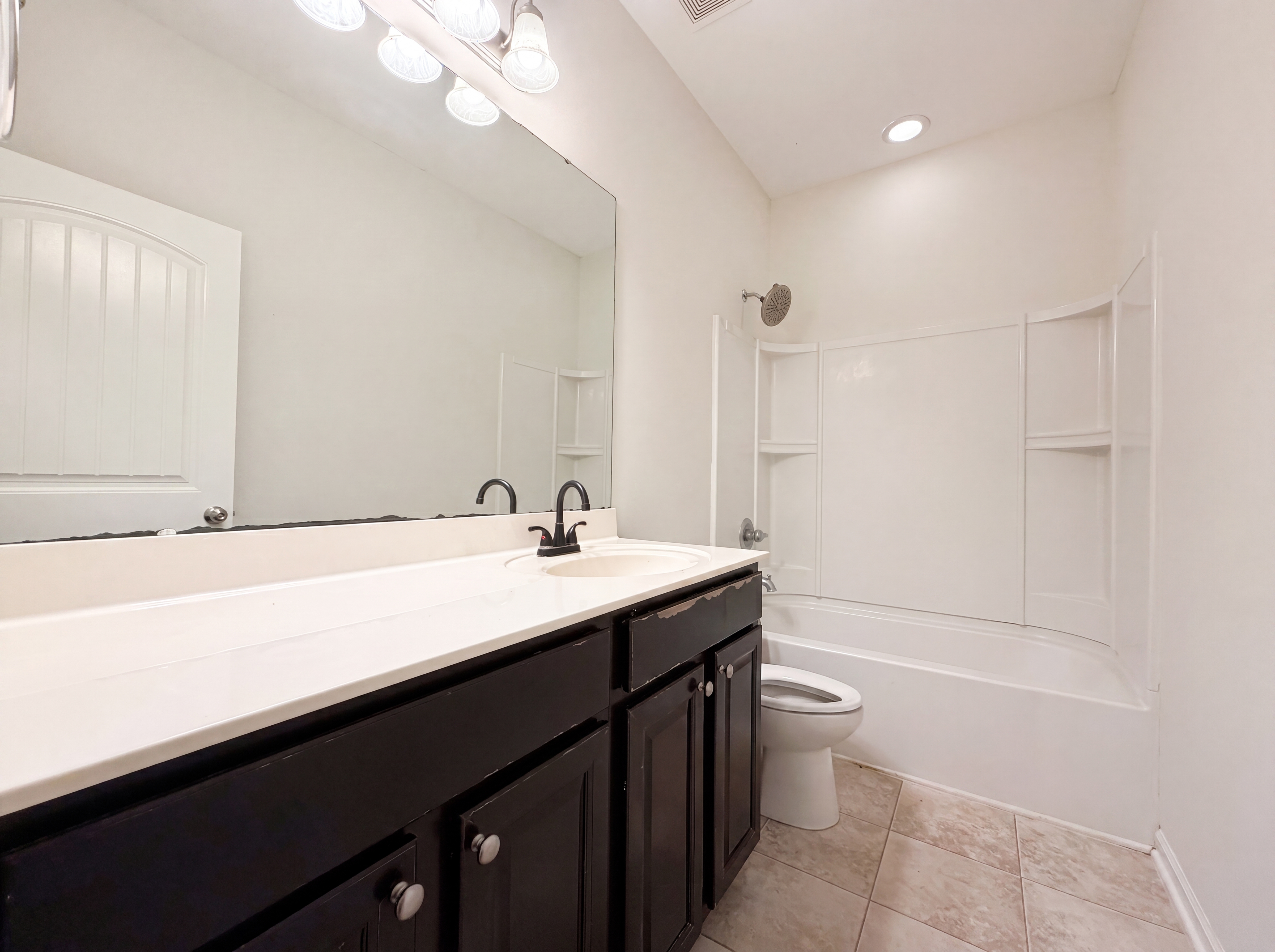 Photo 14 of 26 of 6621 Blalock Forest Dr, Willow Spring, NC