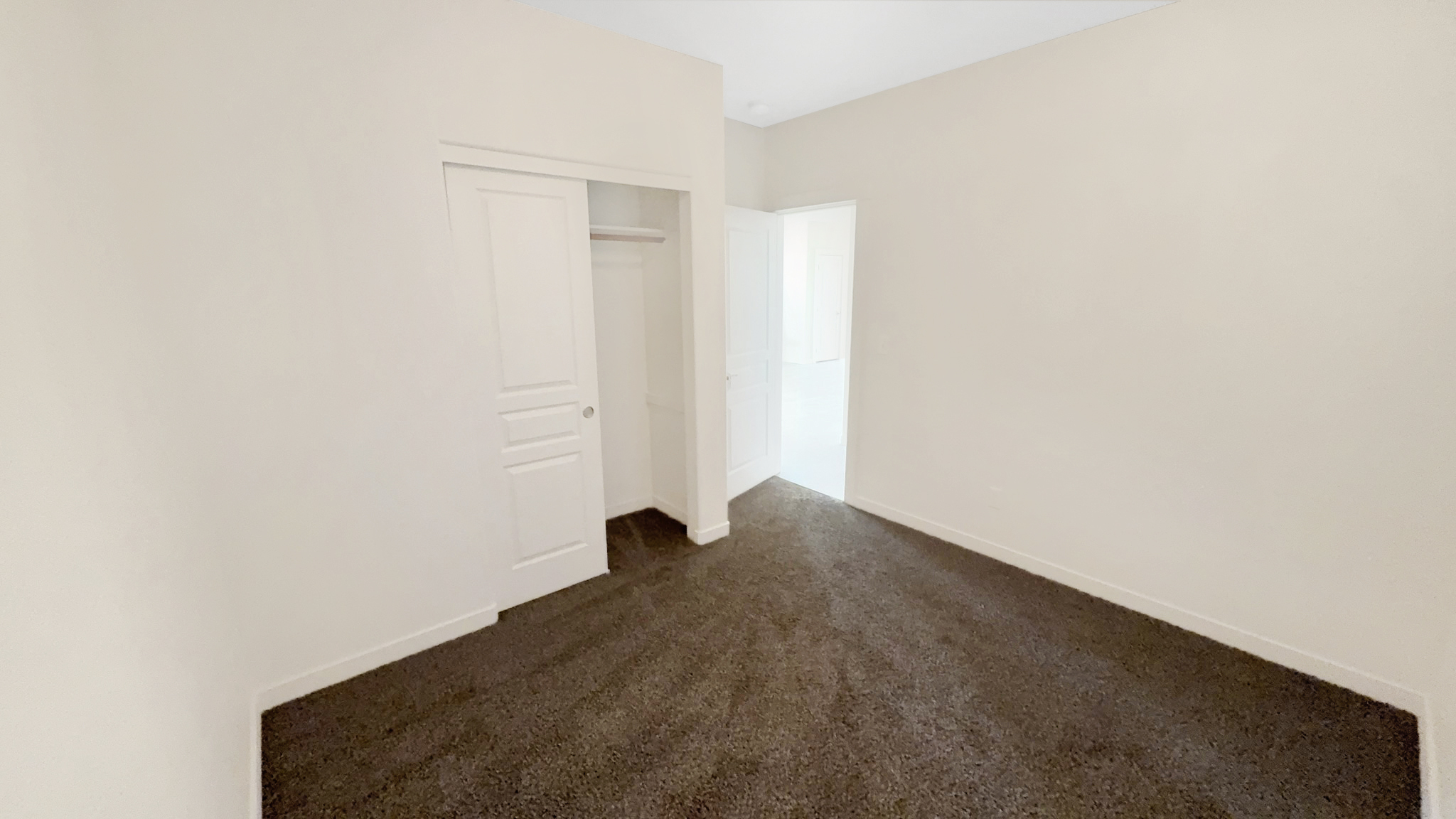 Photo 8 of 13 of 3011 NW Dogwood Ave, Redmond, OR