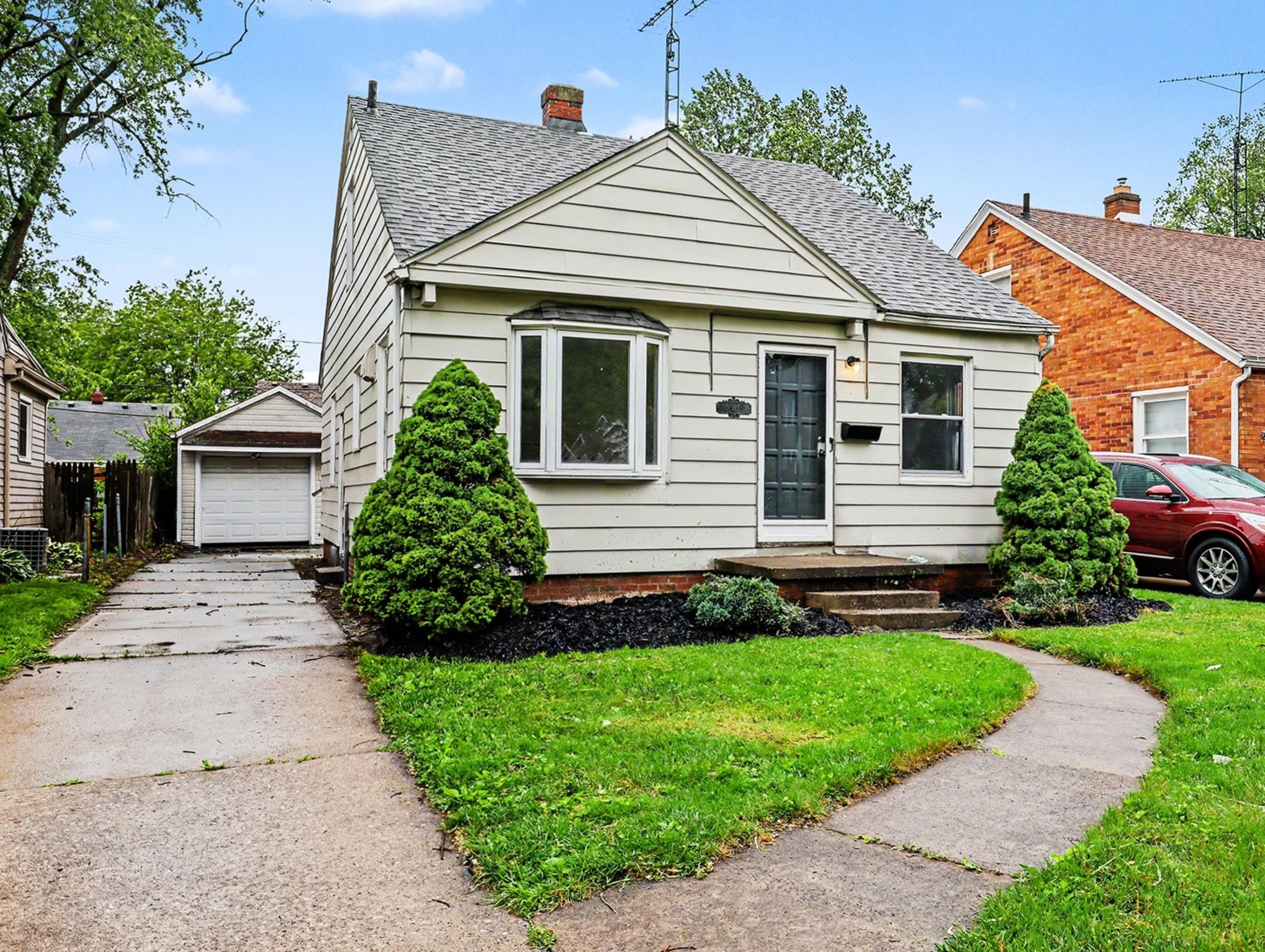 Photo 6 of 21 of 3439 Rushland Ave, Toledo, OH