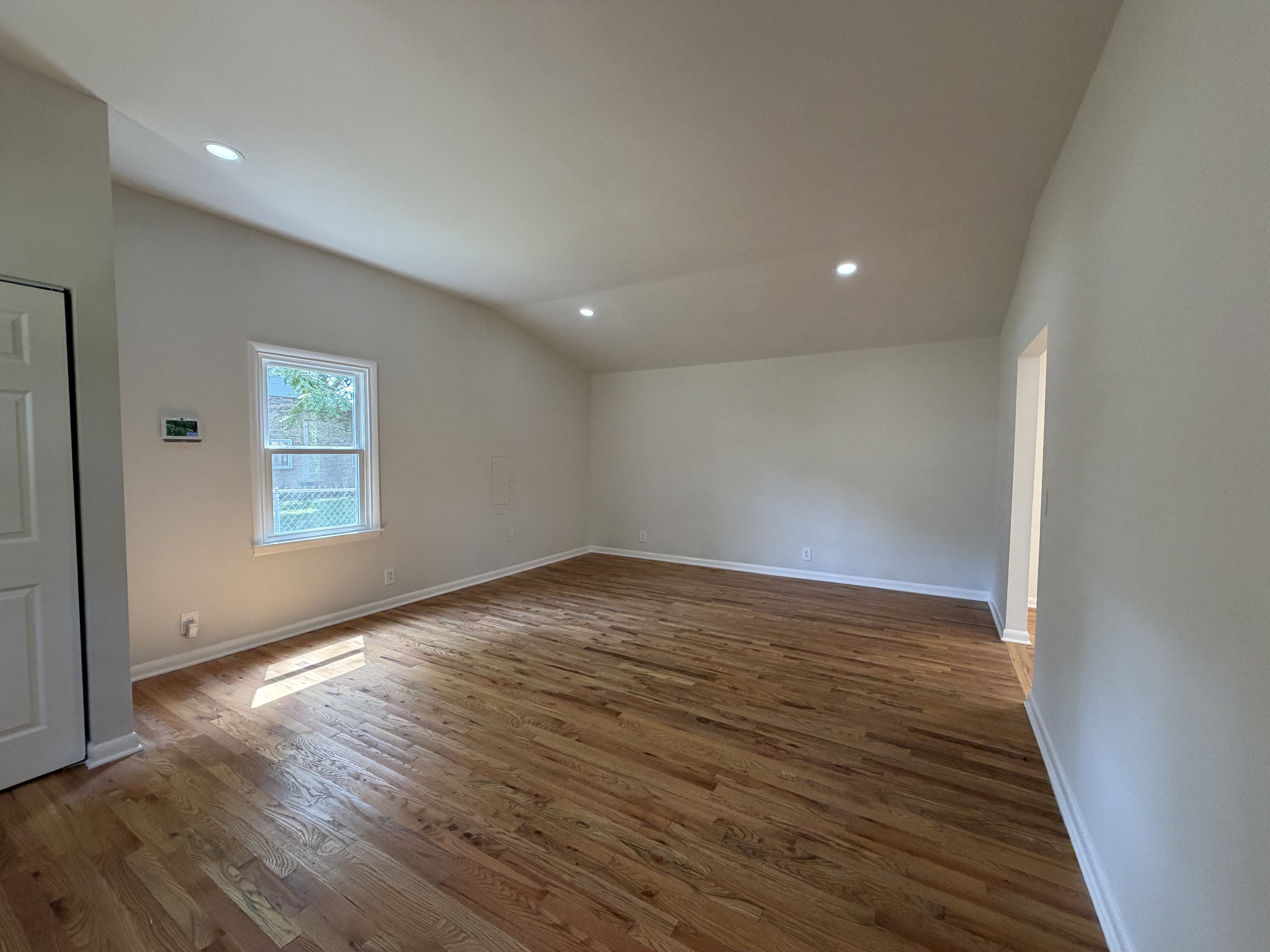 Photo 8 of 21 of 506 Mason Ct, Murfreesboro, TN