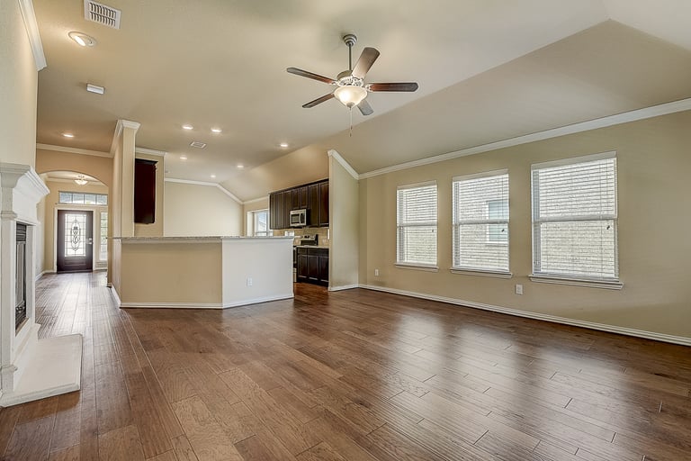 Photo 19 of 32 - 424 Attlee Dr, Fate, TX 75189