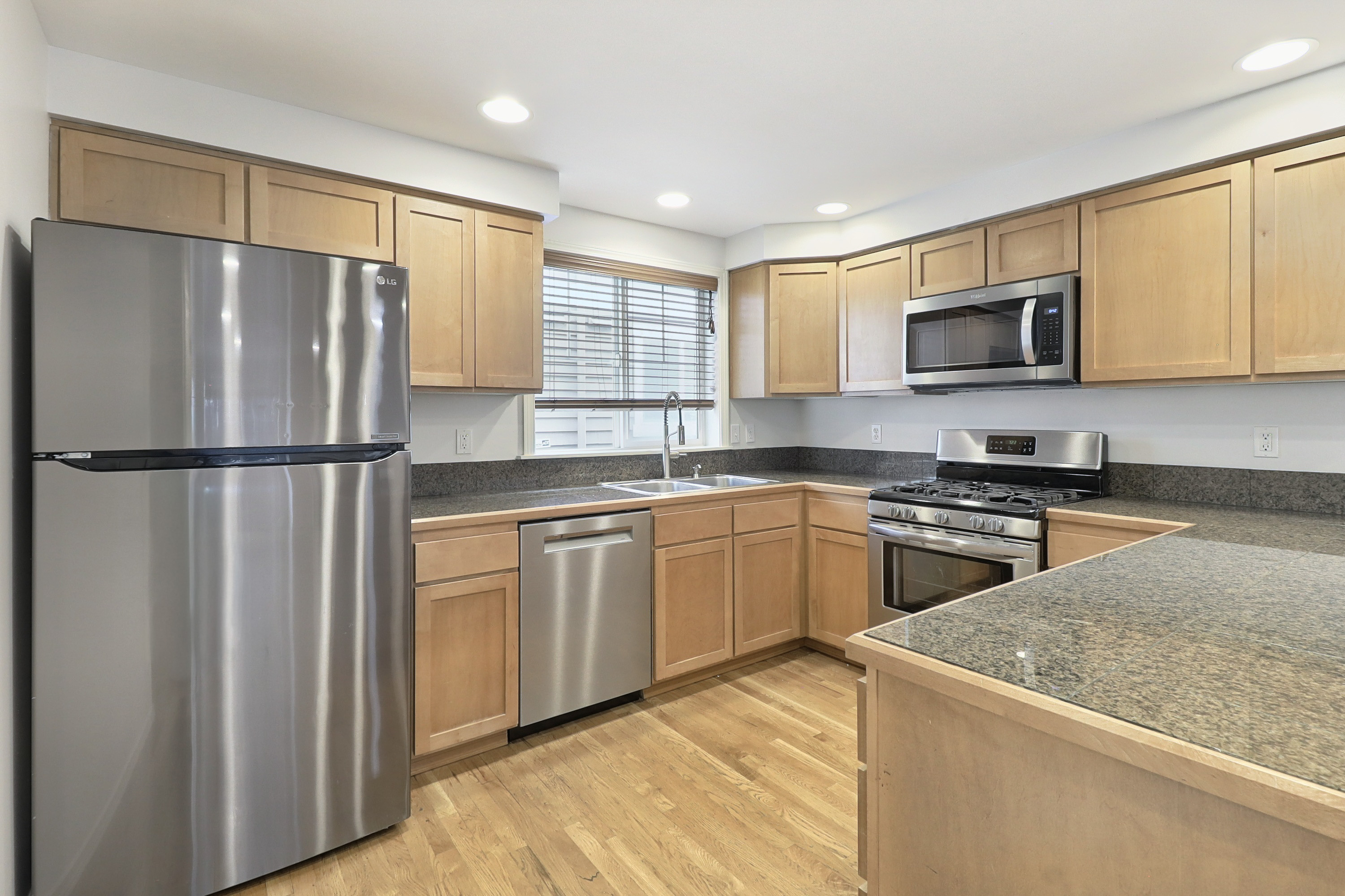 Photo 6 of 21 of 8504 Nesbit Ave N, Seattle, WA