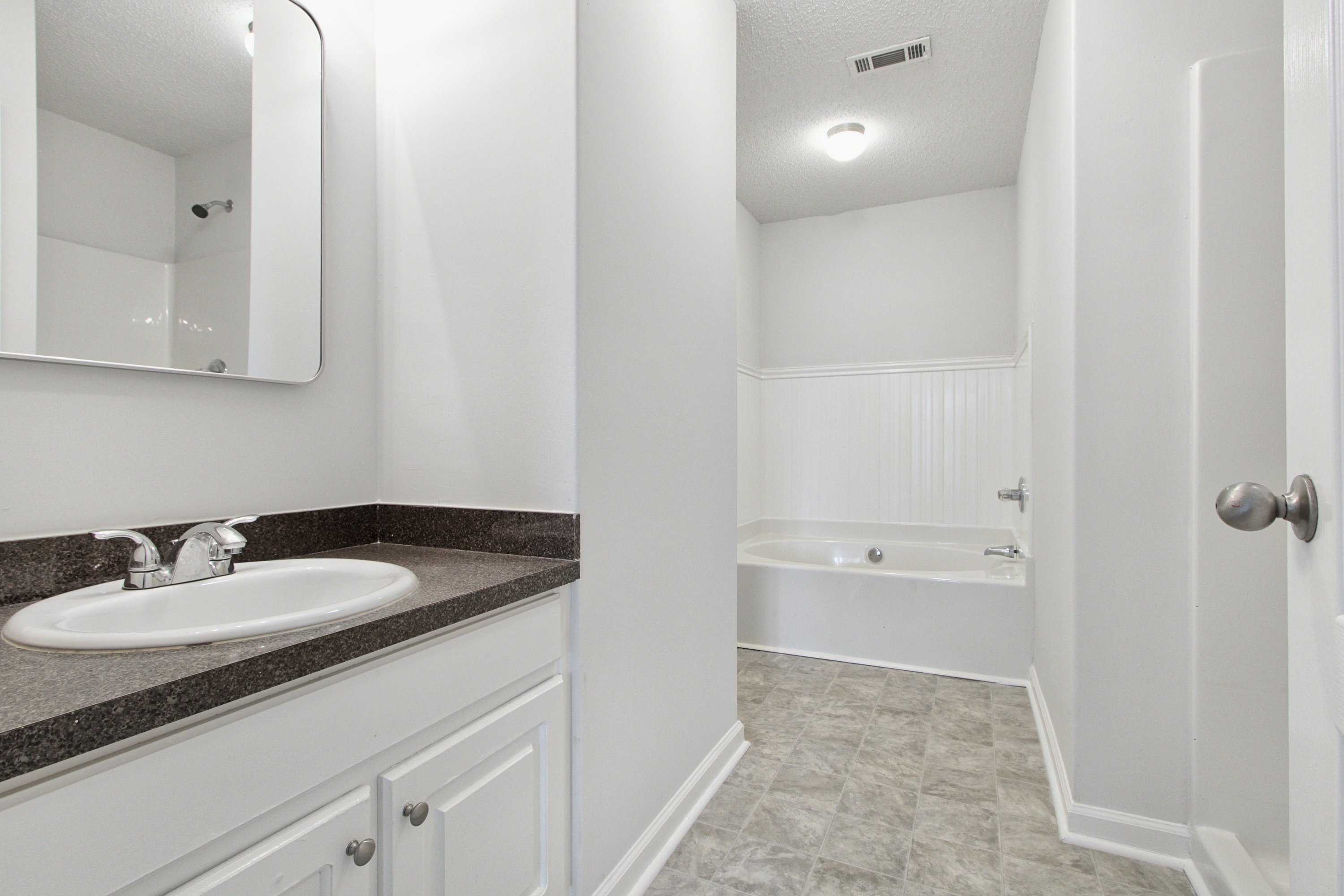 Photo 22 of 31 of 1508 Box Cir, Winder, GA