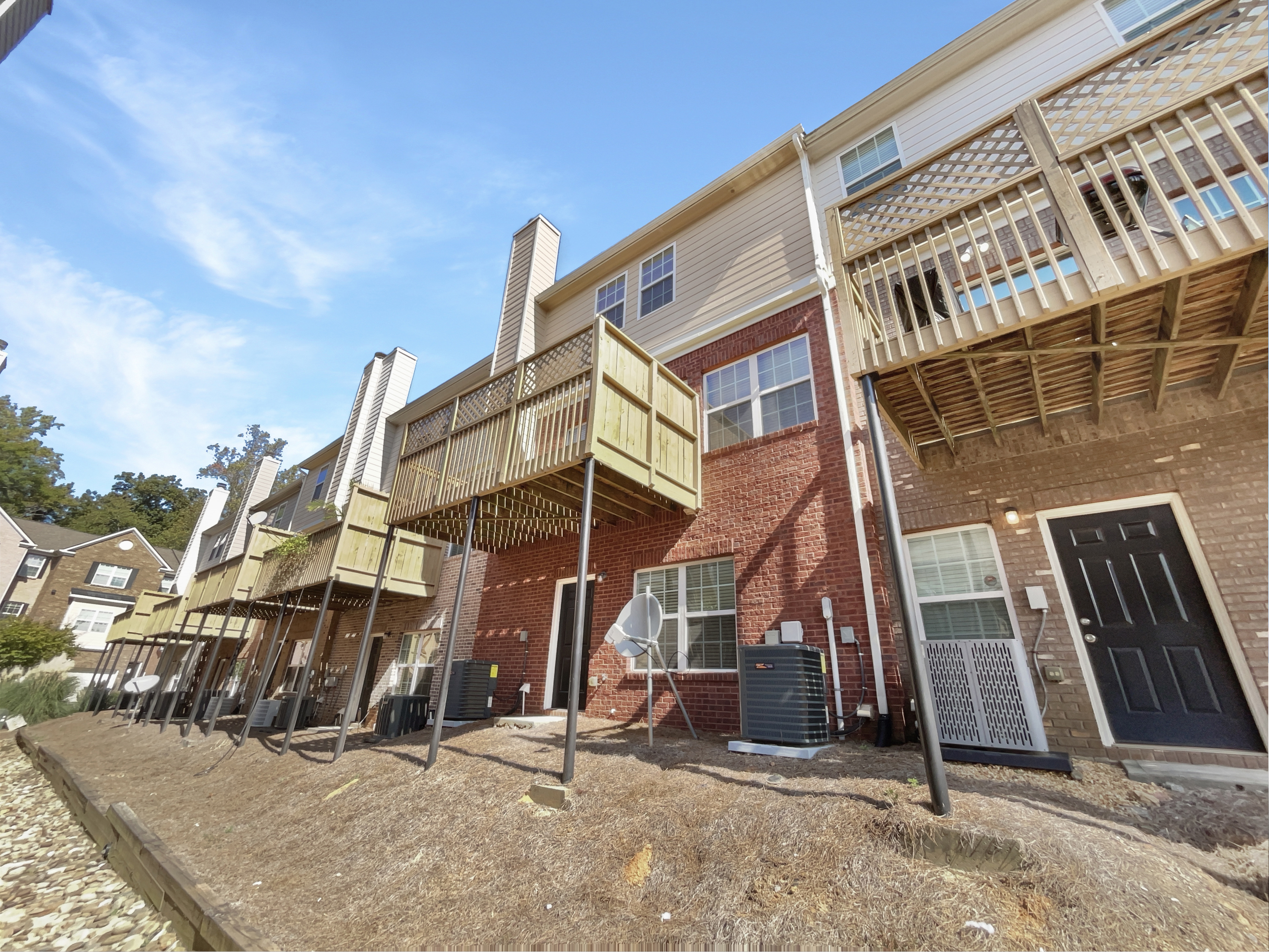 Photo 48 of 52 of 1622 Halliard Dr, Lawrenceville, GA