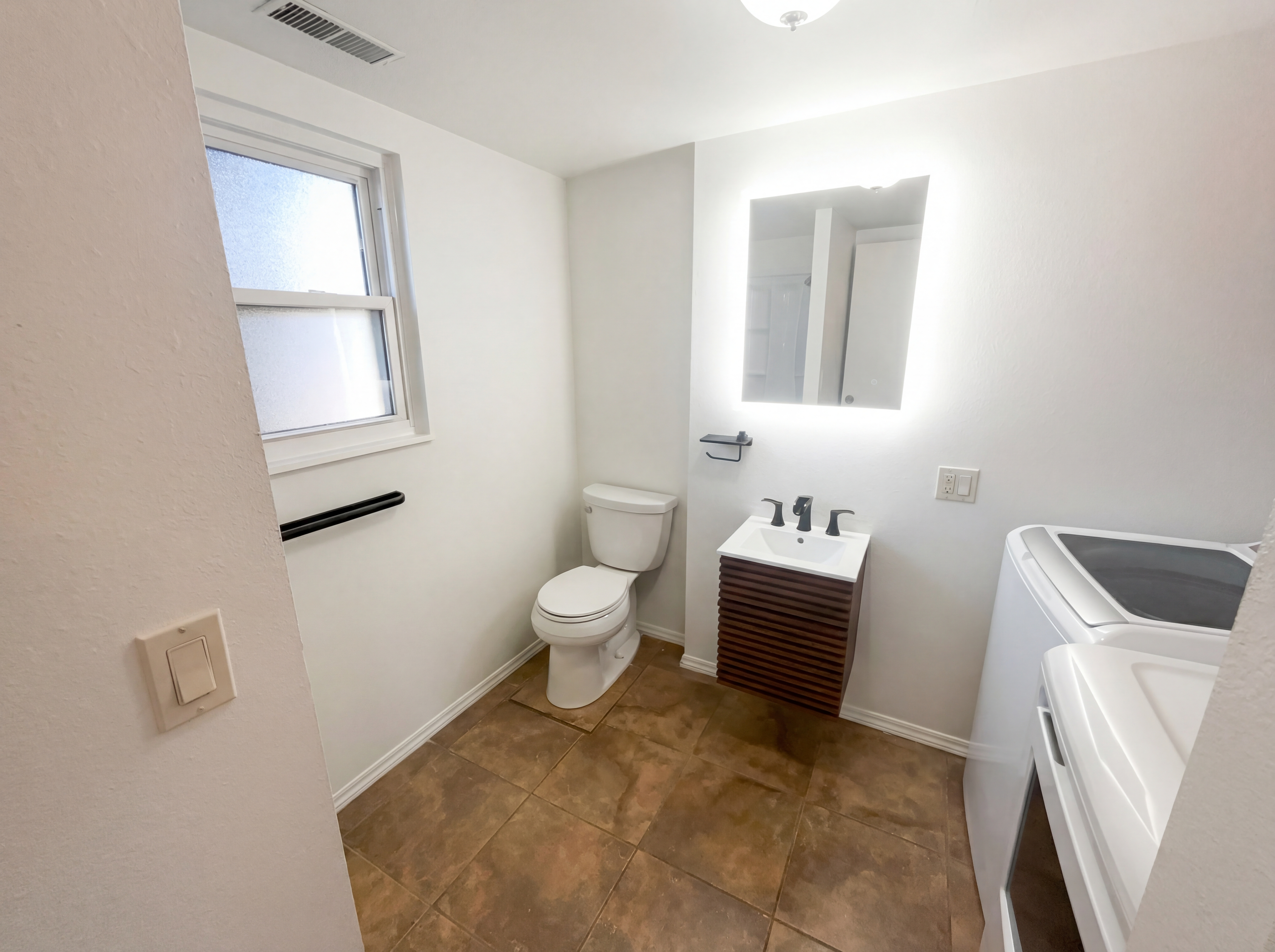 Photo 9 of 25 of 5655 Tomah Dr, Colorado Springs, CO