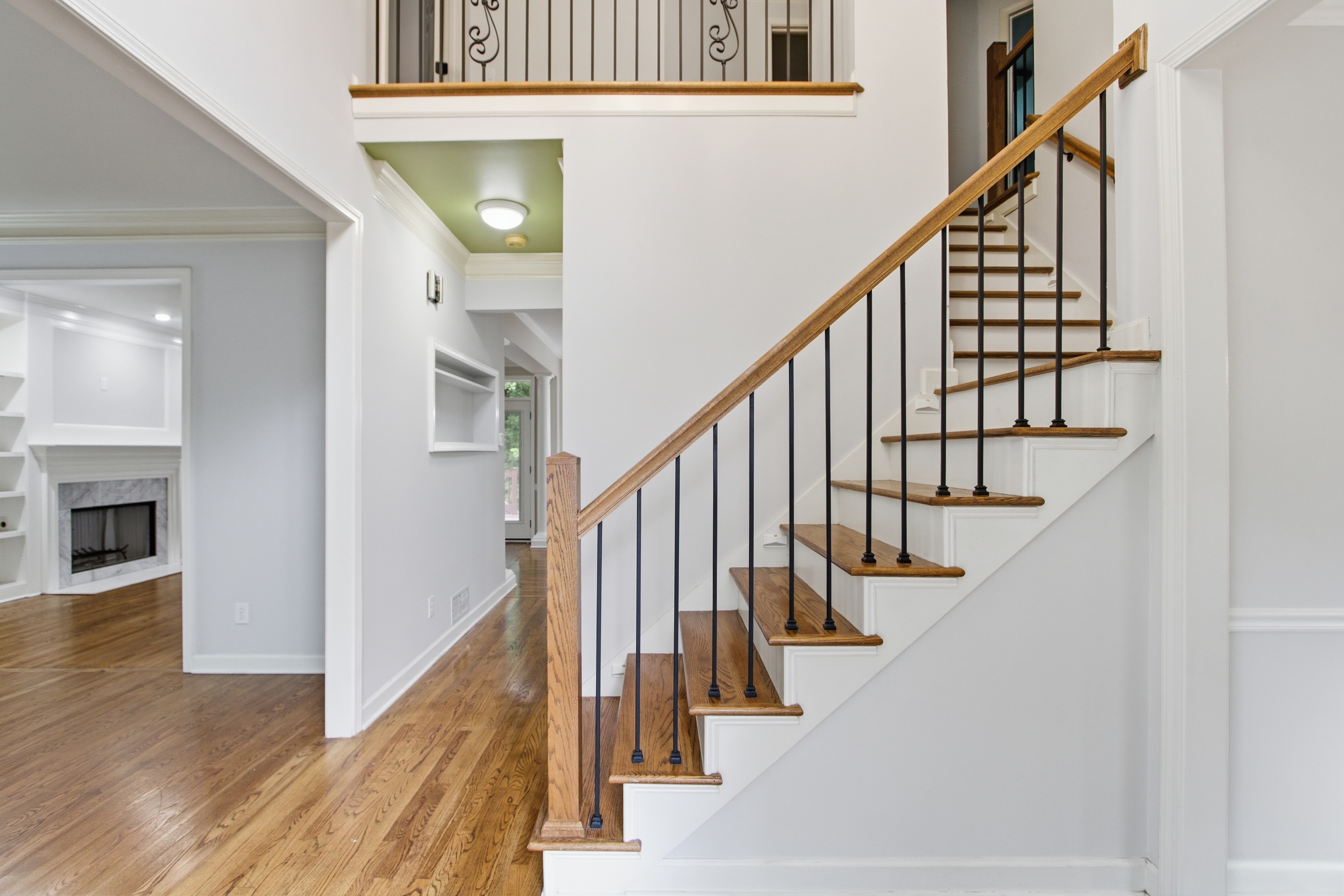 Photo 9 of 47 of 11715 Dunhill Place Dr, Johns Creek, GA