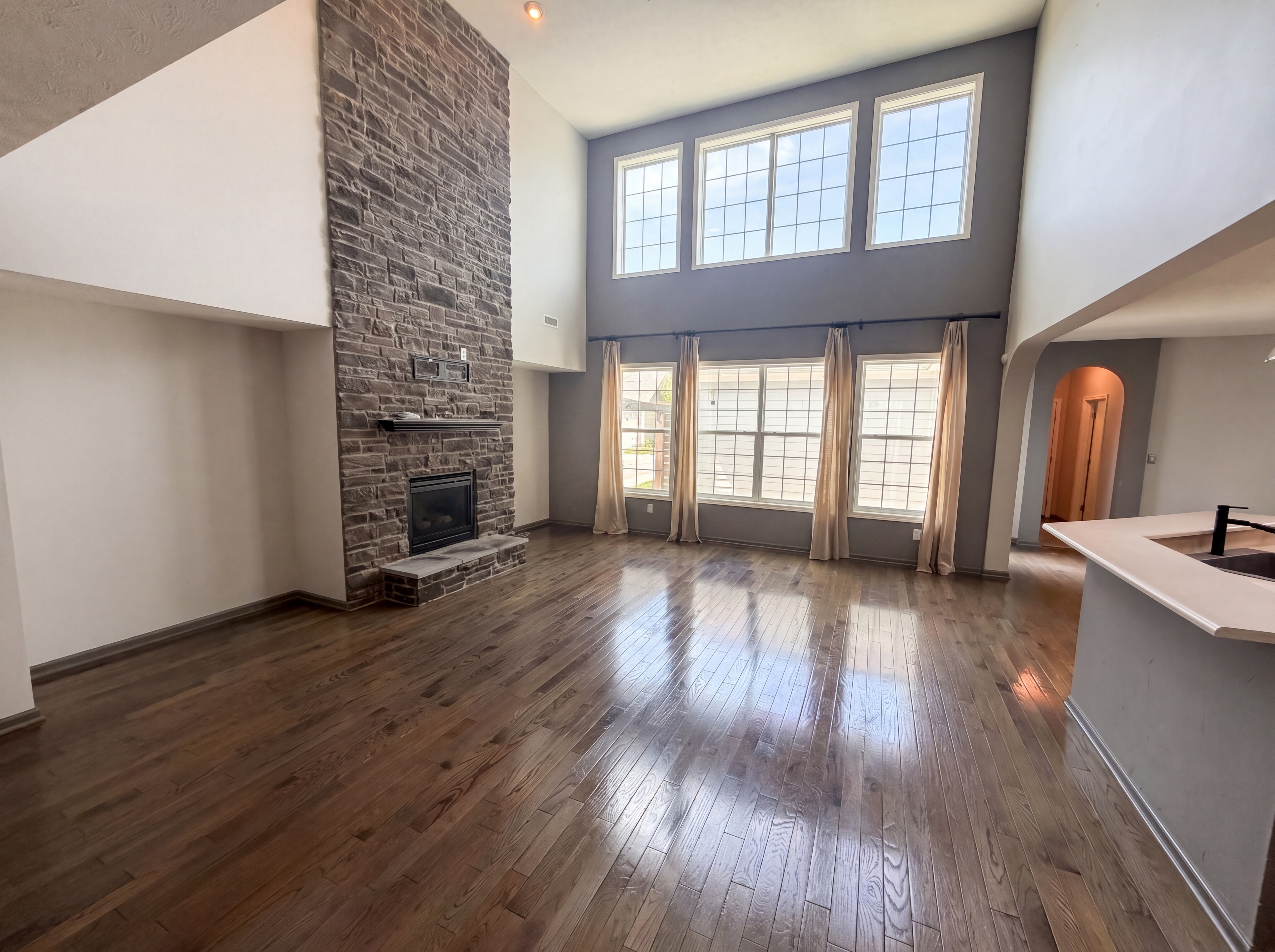 Photo 3 of 39 of 15087 Carrick Rd, Noblesville, IN