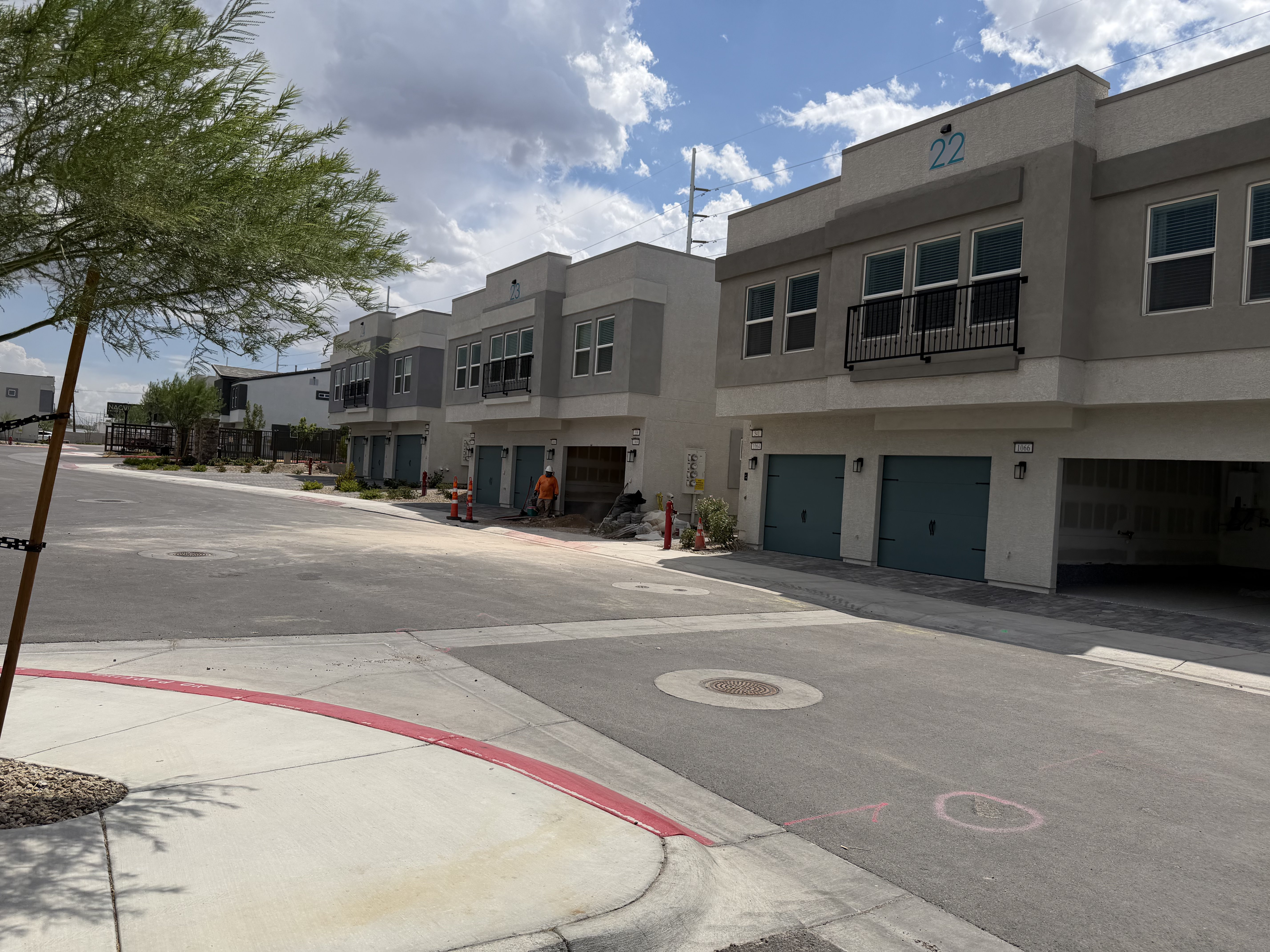 Photo 22 of 27 of 543 Bellum Dr, Henderson, NV