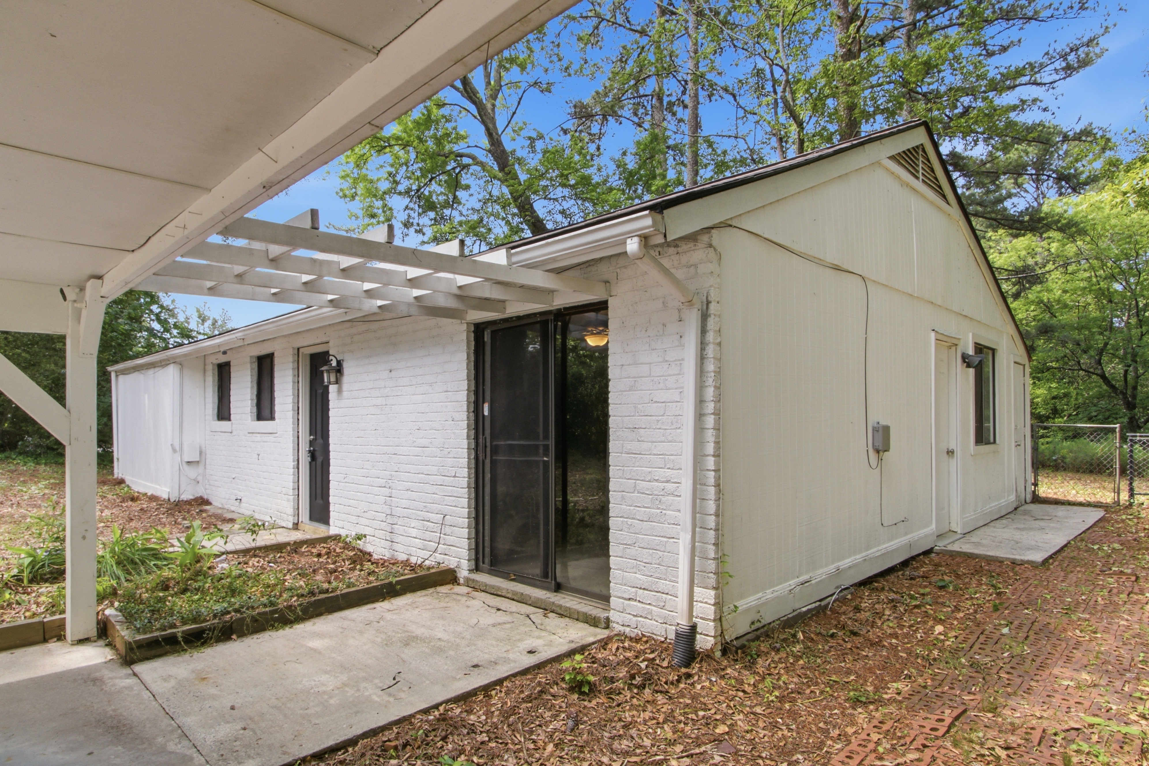 Photo 17 of 29 of 71 Bethesda Church Rd, Lawrenceville, GA