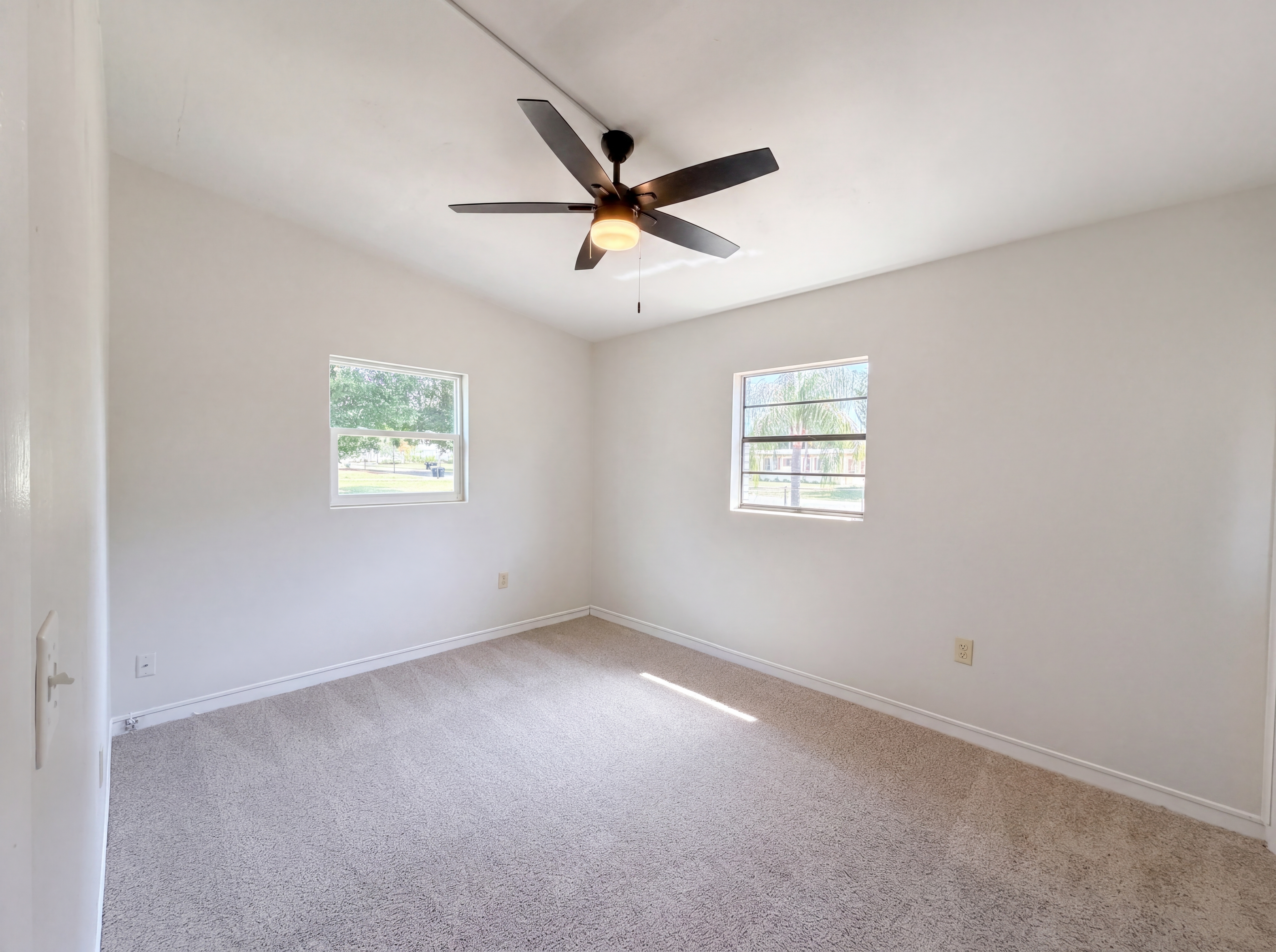 Photo 13 of 20 of 4616 Robbins Ave, Orlando, FL