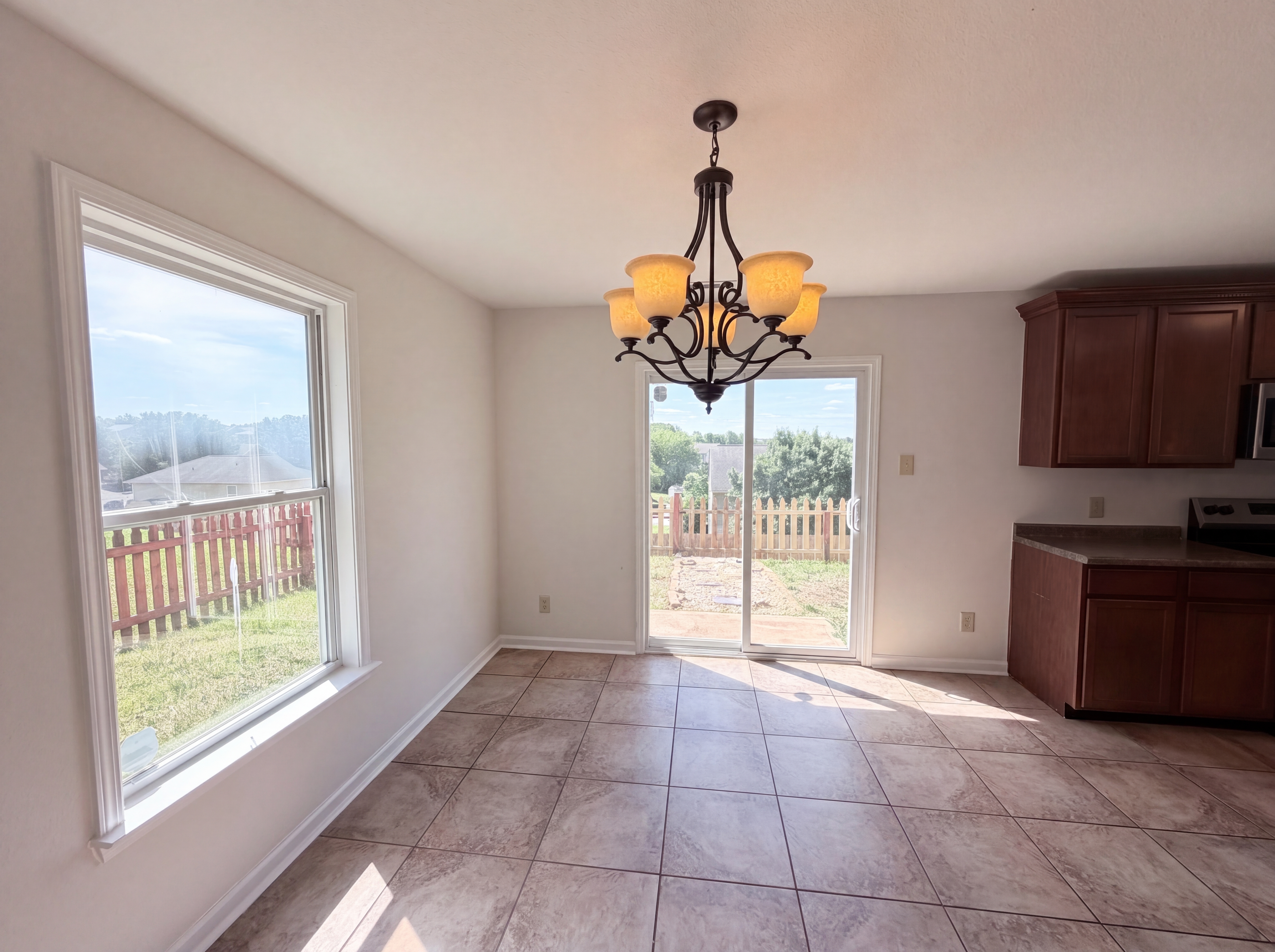 Photo 8 of 18 of 185 Boiling Brook Dr, Statesville, NC