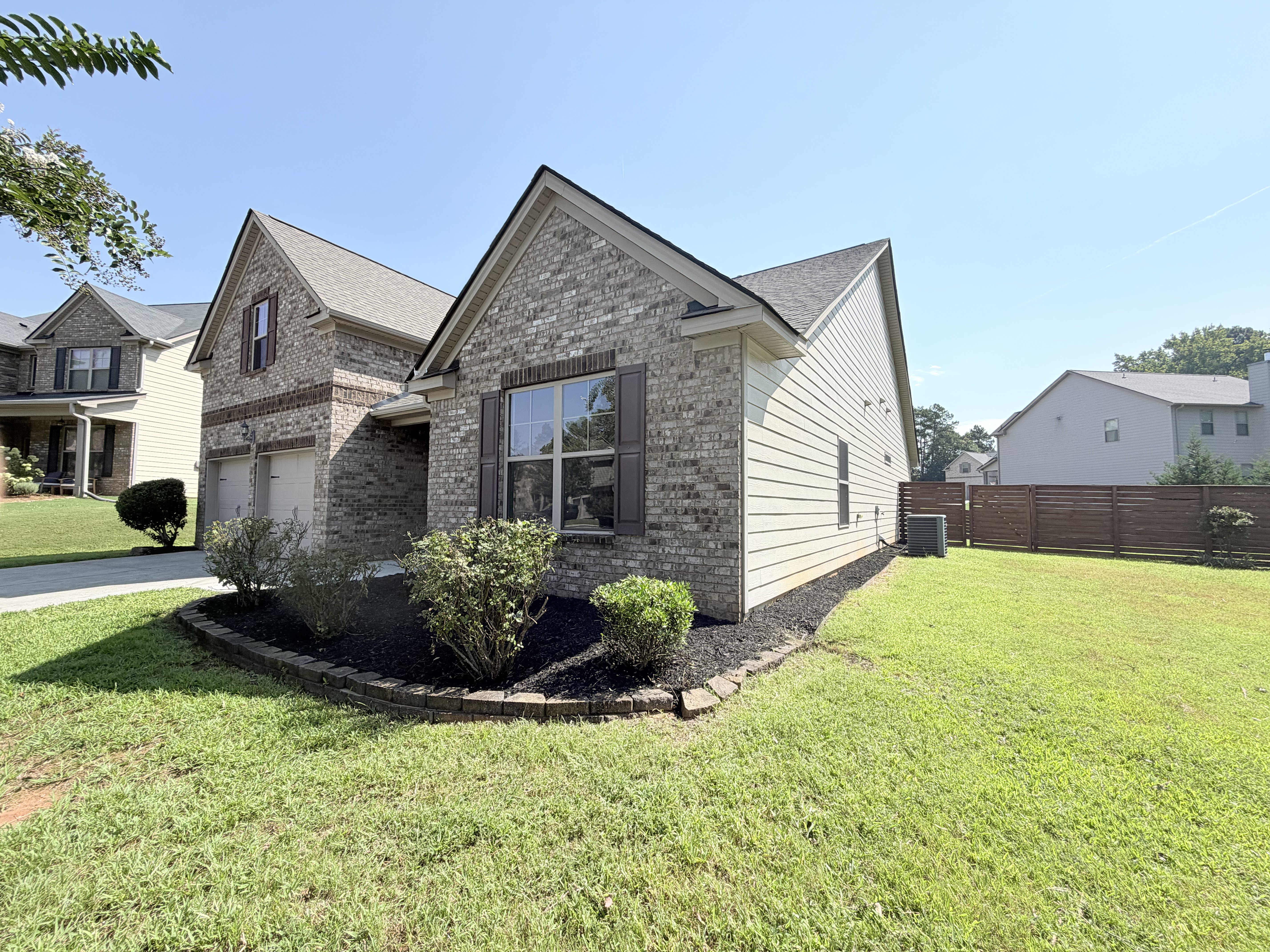Photo 21 of 24 of 115 Birchwood Ct, Loganville, GA