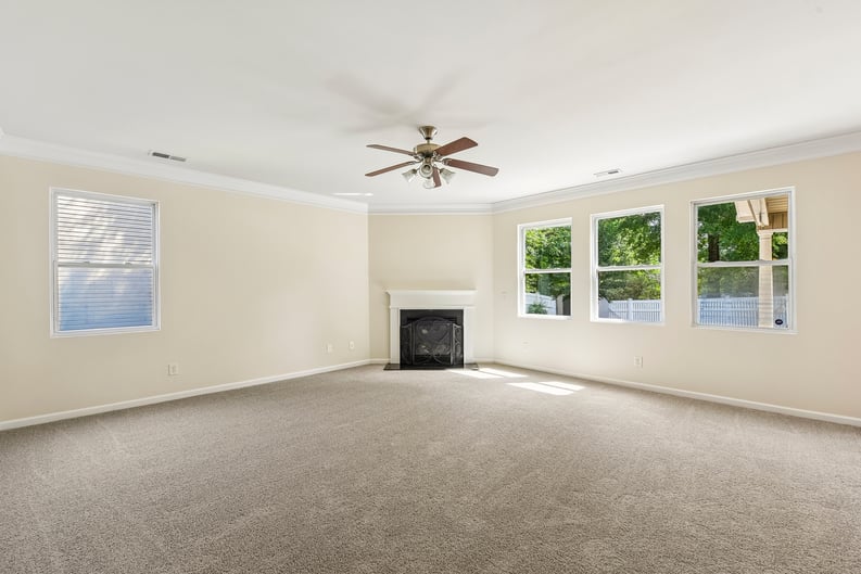 Property photo 3 of 426 Garden Grove Rd