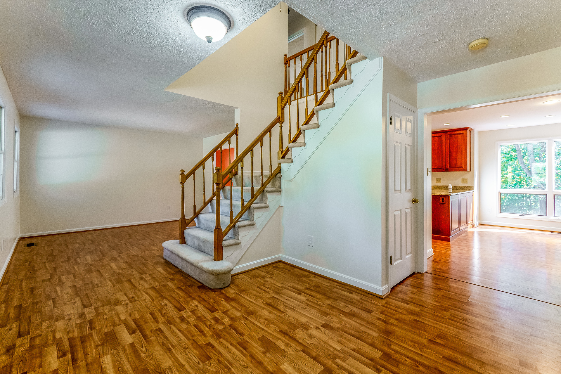 Photo 20 of 31 of 15074 Barkwood Dr, Woodbridge, VA