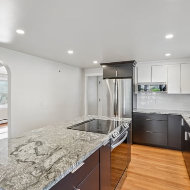 Property photo 2 of 274 Whitford Ave