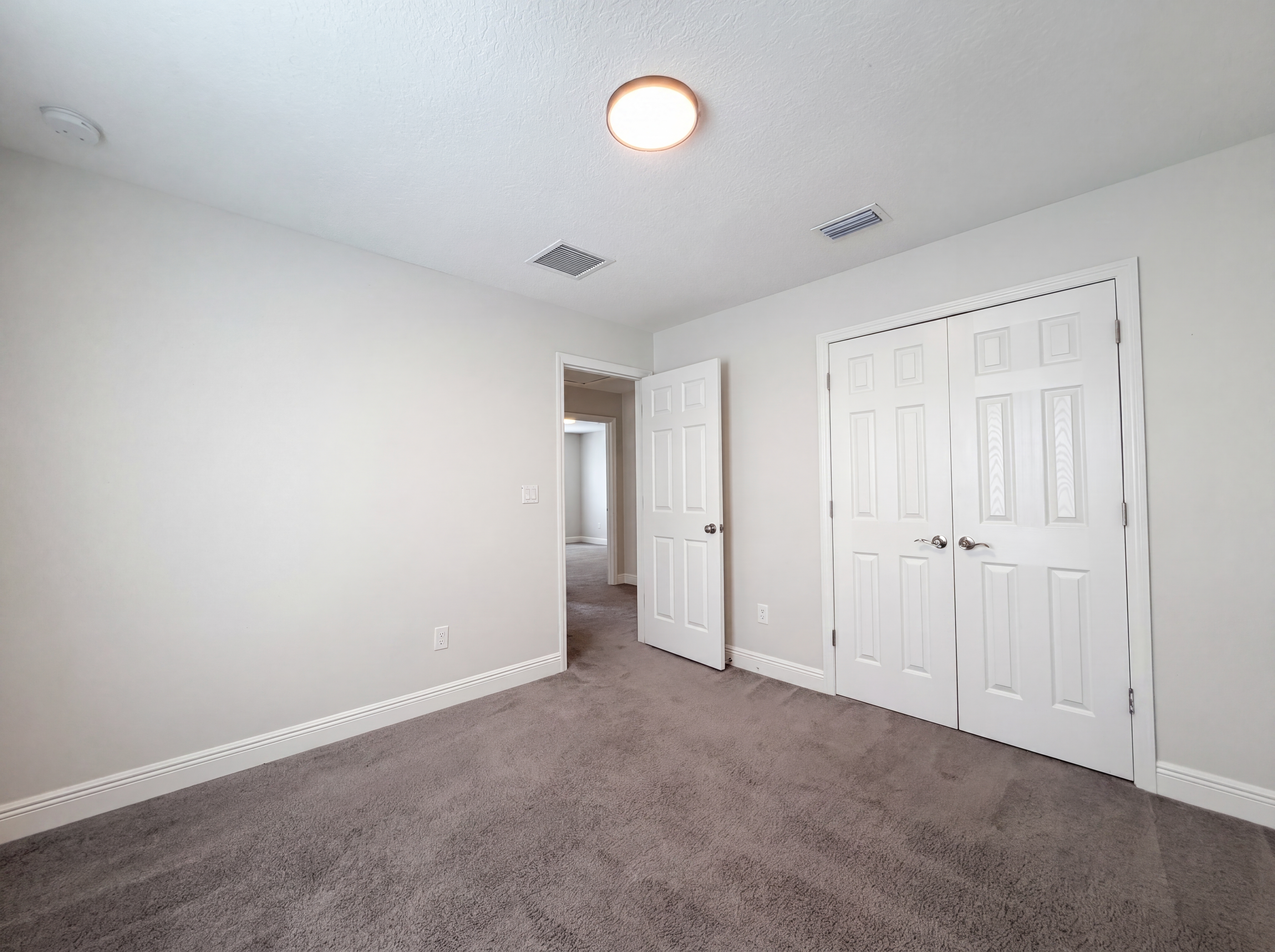Photo 28 of 33 of 12643 Horseshoe Bend Dr, Lithia, FL