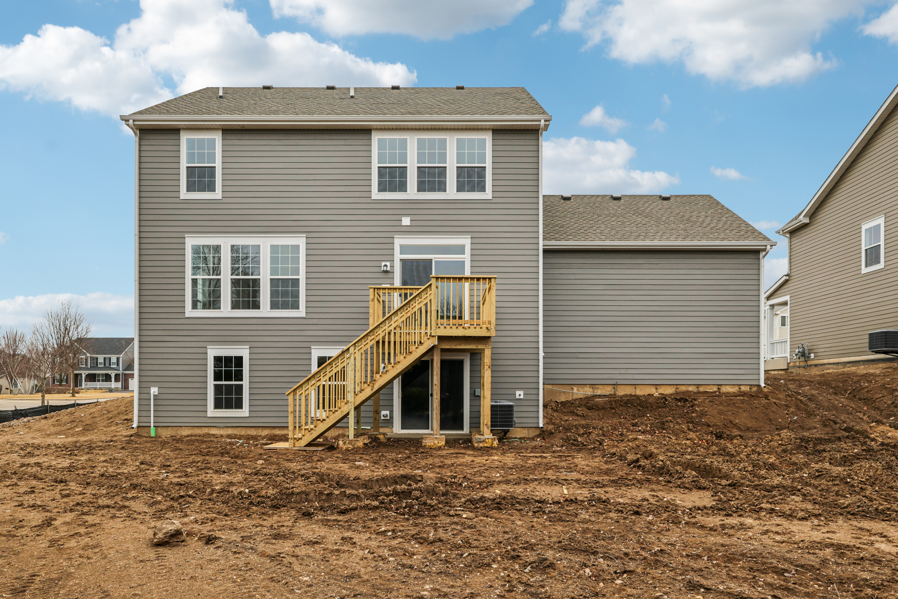 Photo 5 of 45 of 3100 Holden St, Elgin, IL