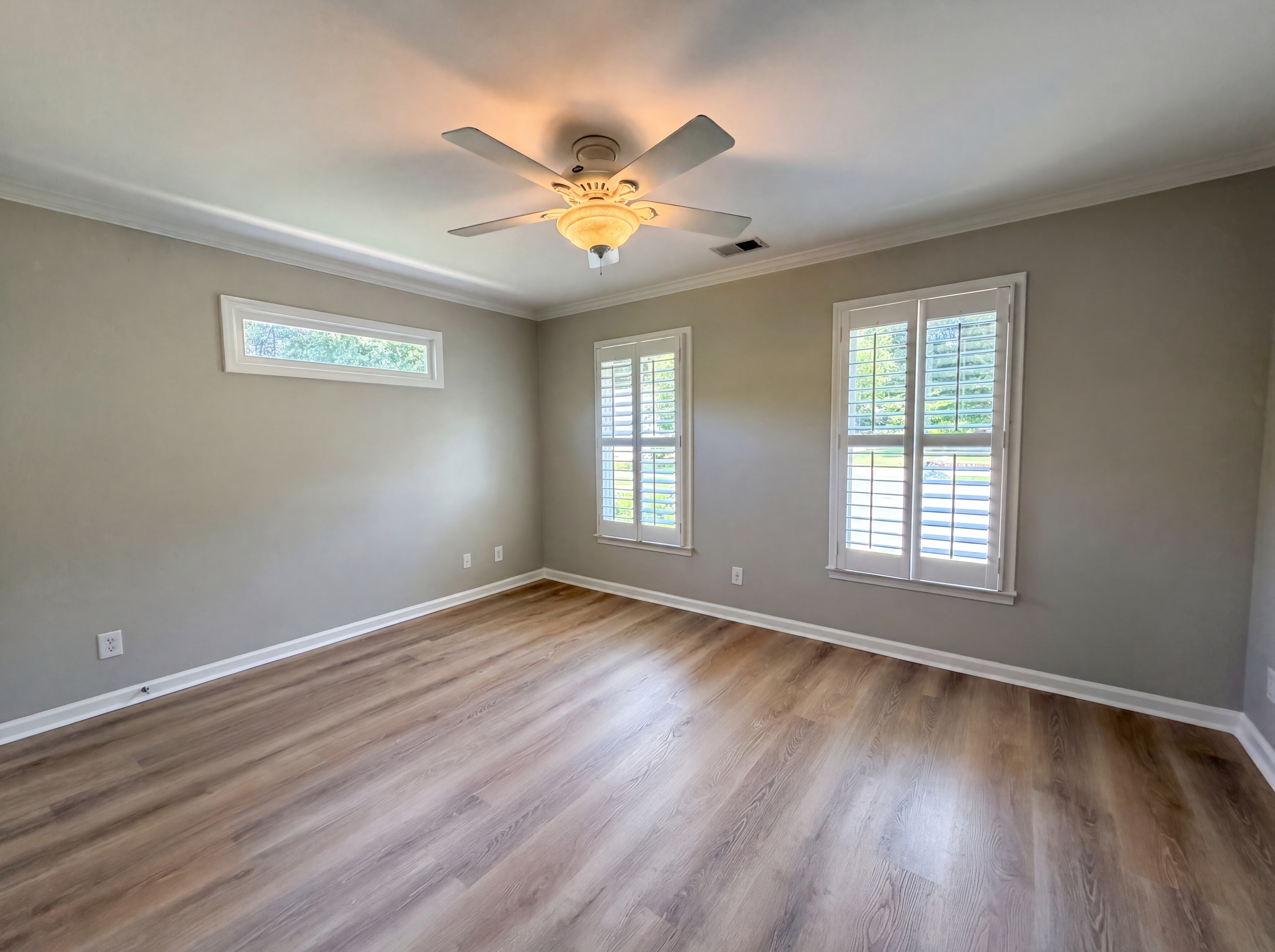 Photo 12 of 21 of 15130 Stonegreen Ln, Huntersville, NC