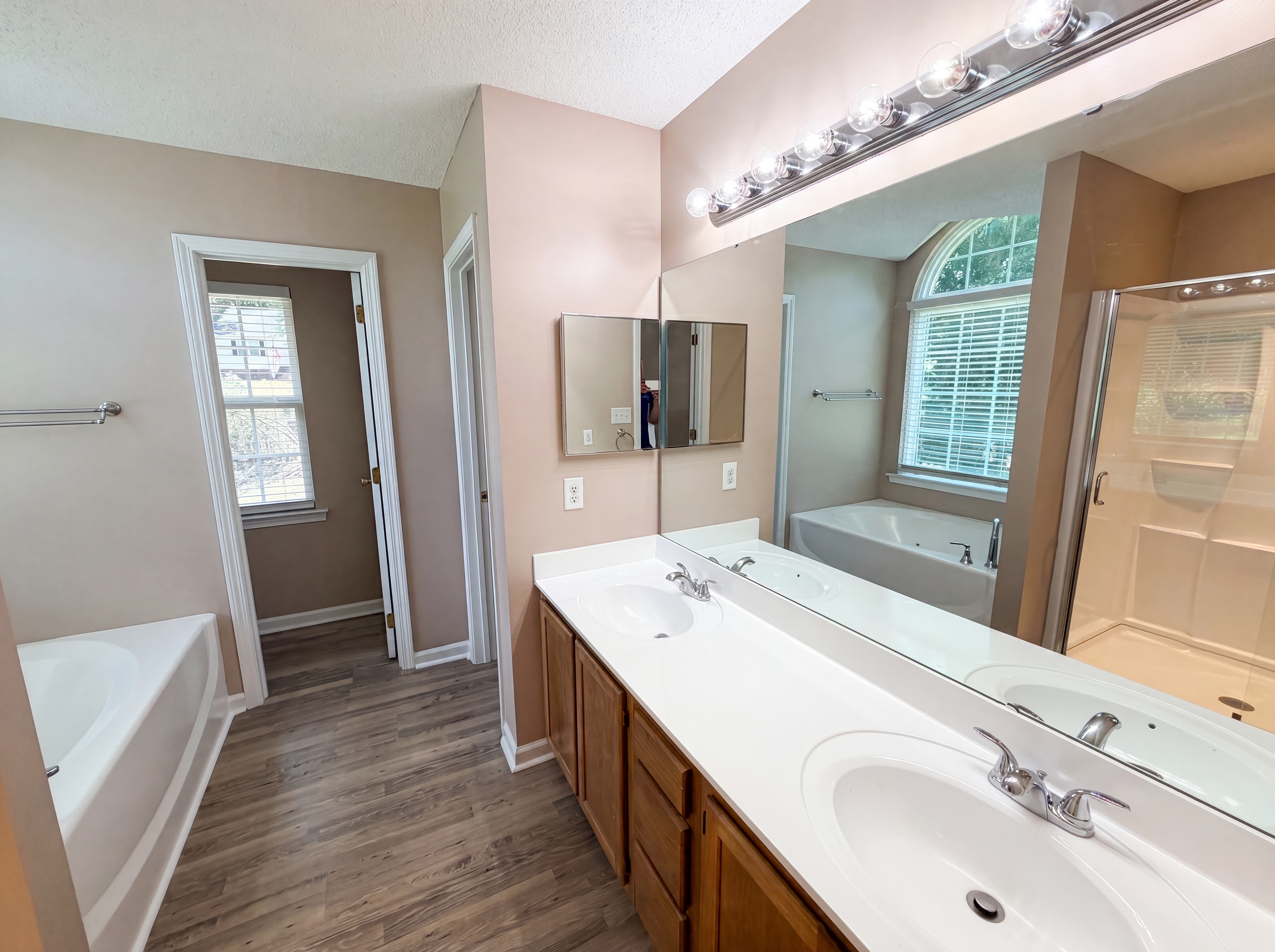 Photo 12 of 27 of 311 Hickory Wood Dr, Kannapolis, NC