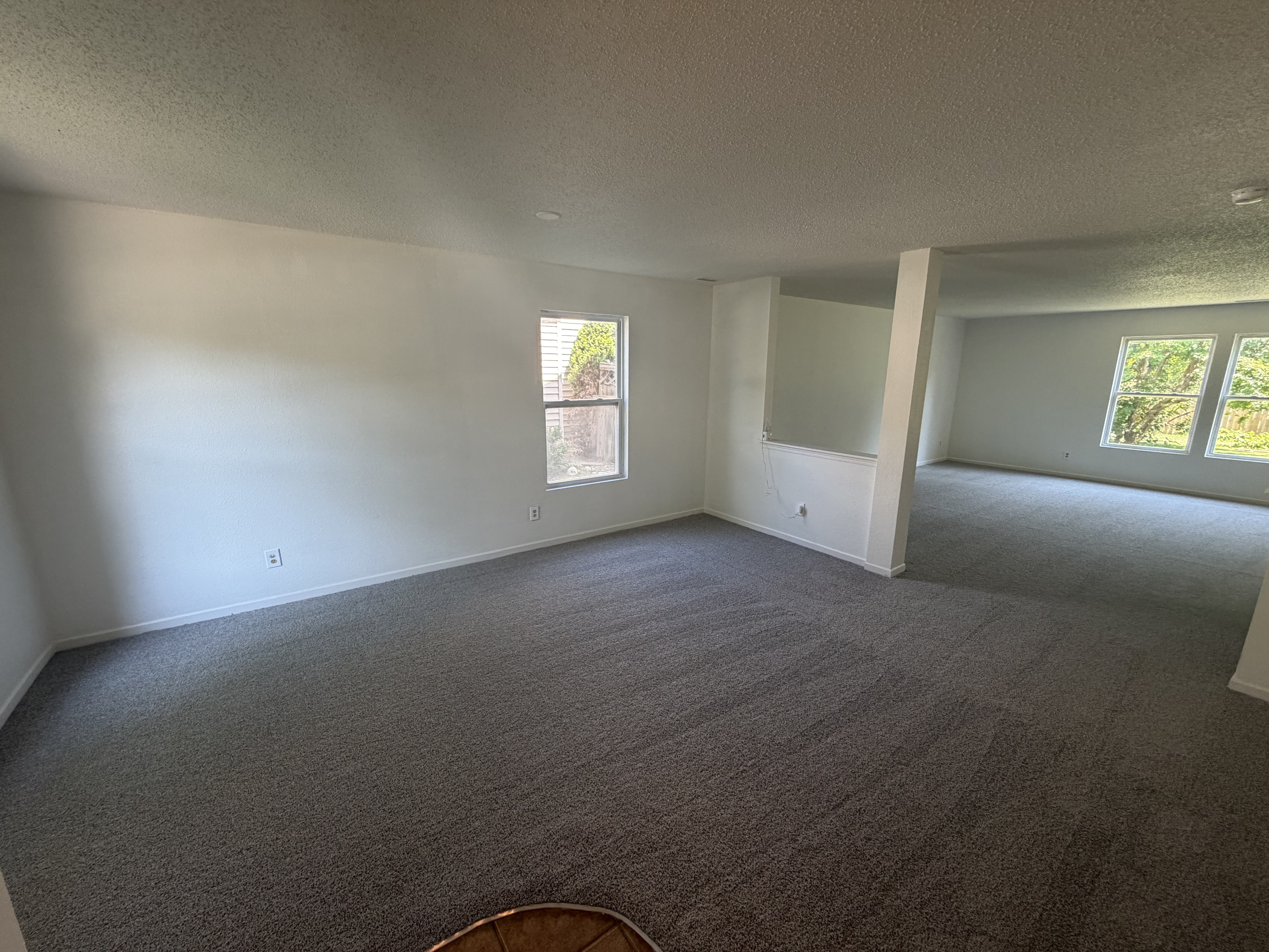 Photo 3 of 30 of 15294 Clear St, Noblesville, IN