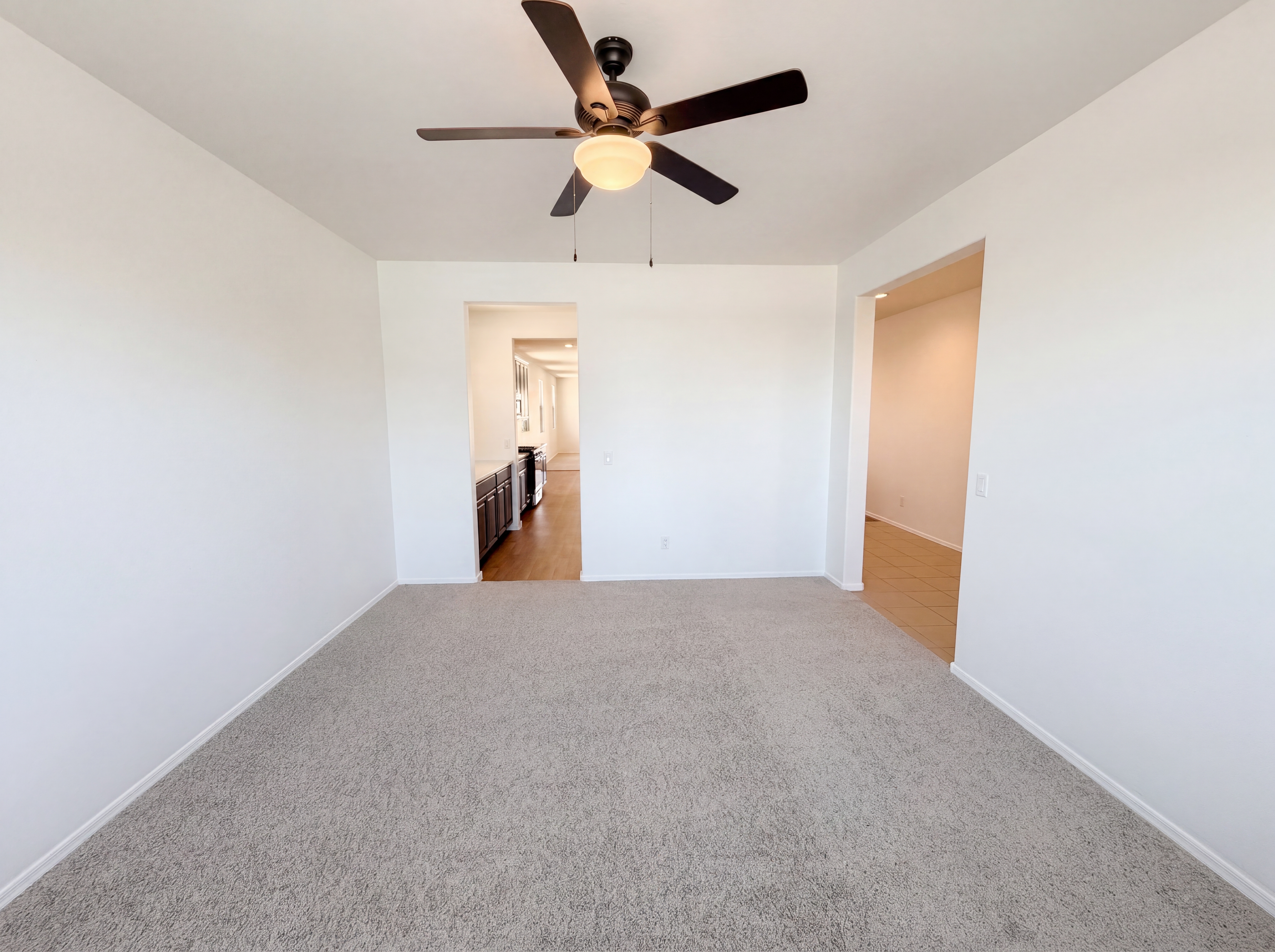 Photo 12 of 32 of 8014 W Atlantis Way, Phoenix, AZ