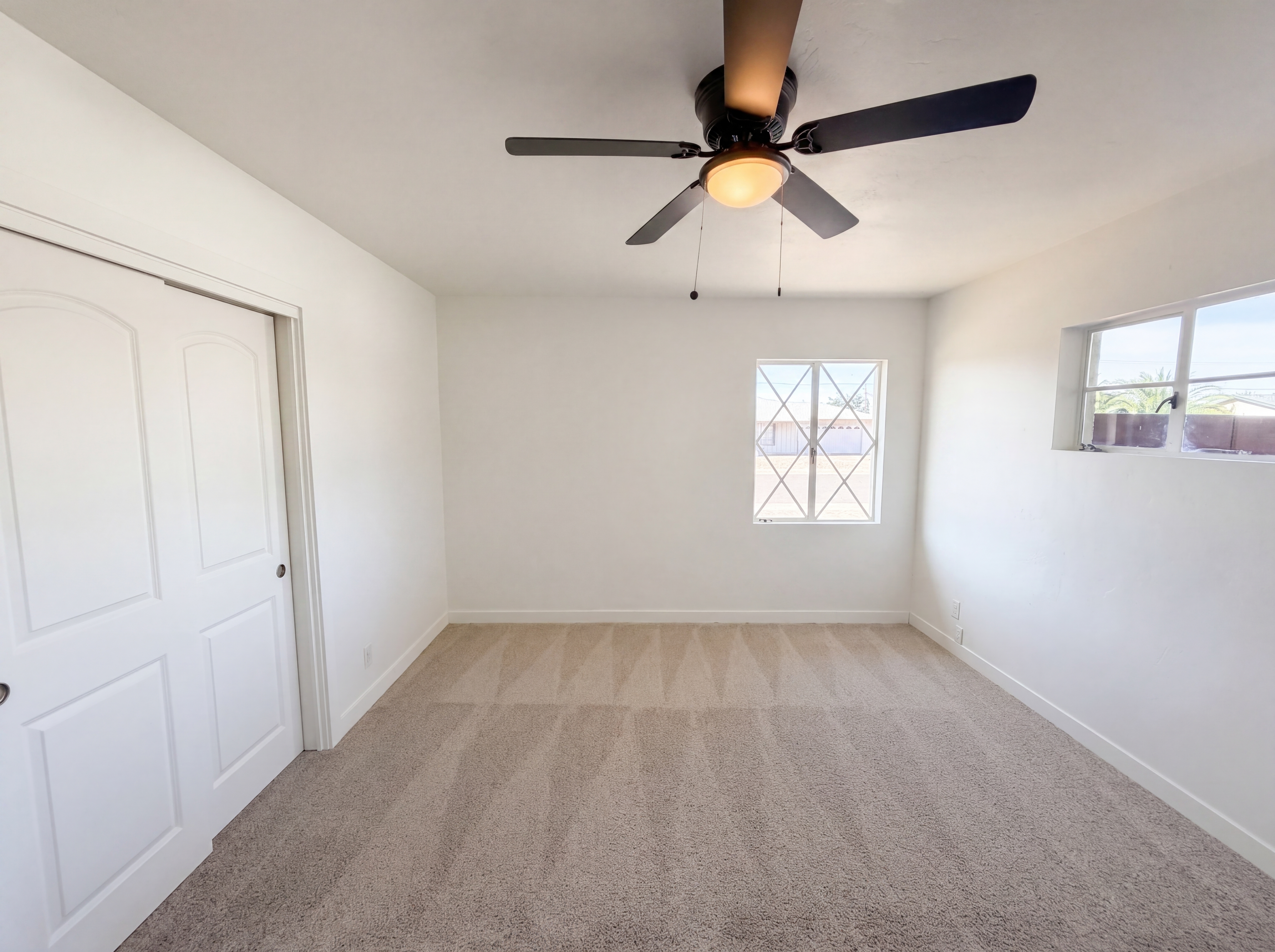 Photo 11 of 26 of 2402 W Anderson Ave, Phoenix, AZ