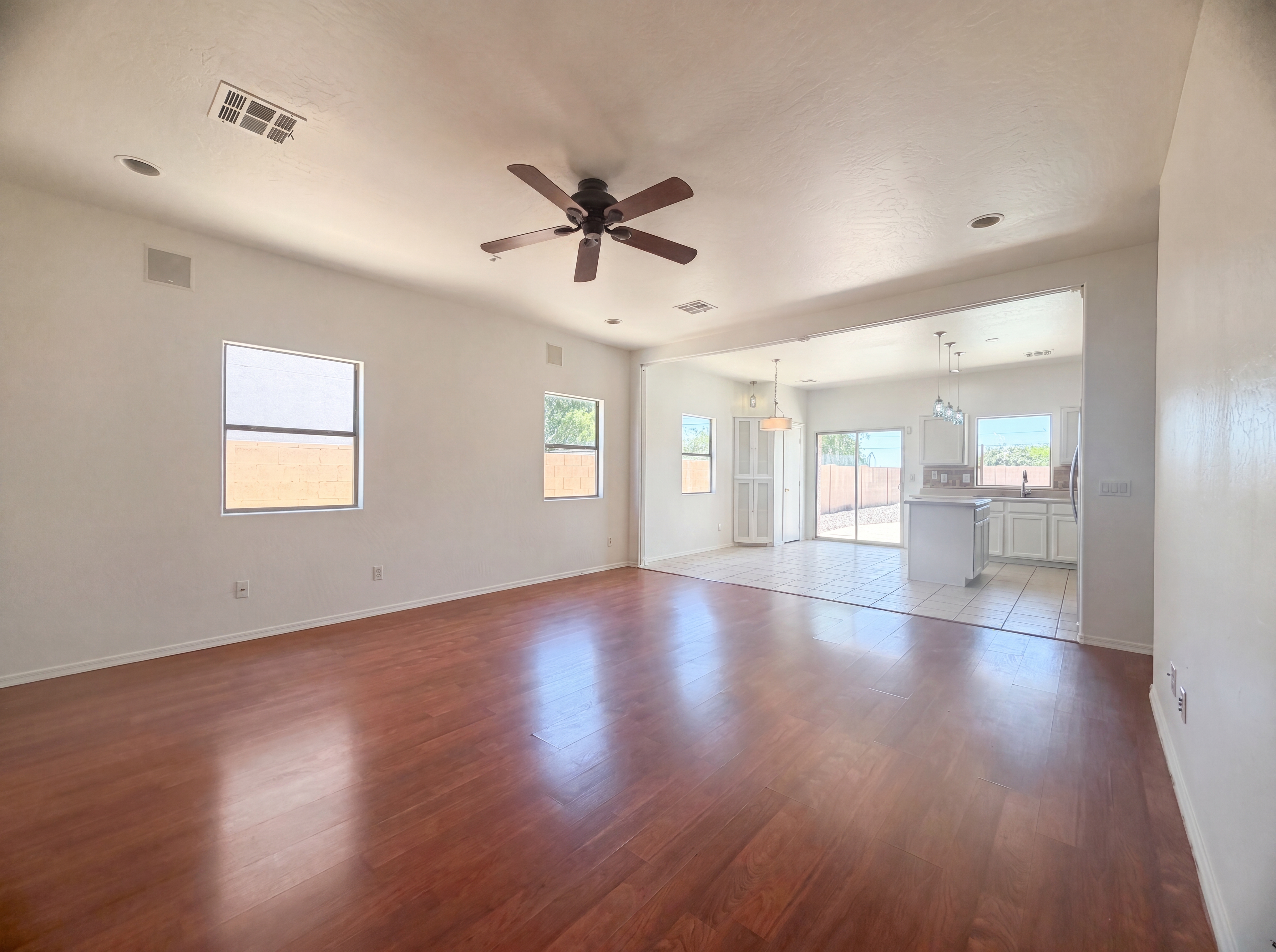 Photo 8 of 18 of 40282 N Przewalski St, San Tan Valley, AZ