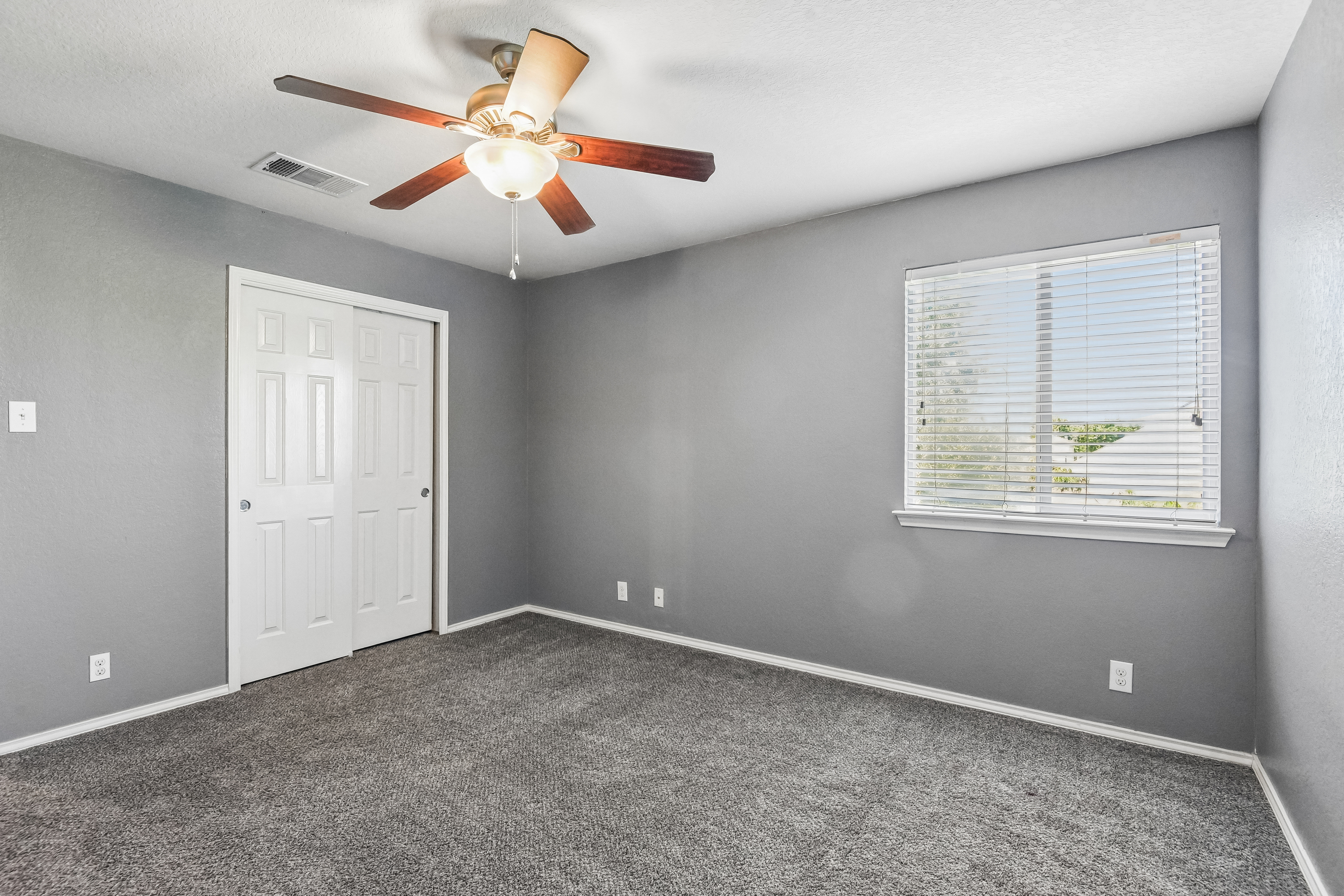 Photo 35 of 49 of 2535 Fayette Dr, New Braunfels, TX