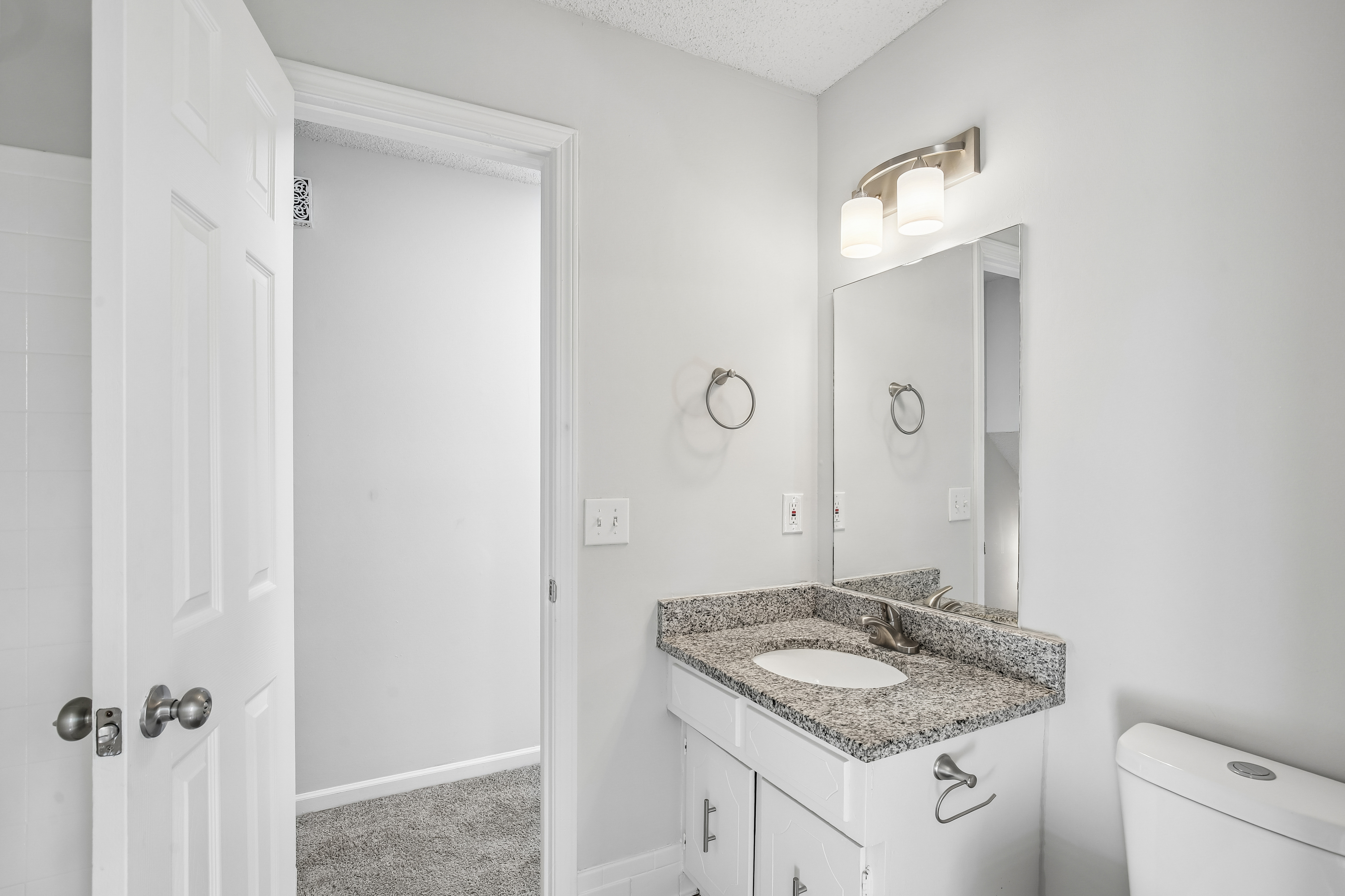 Photo 55 of 79 of 5148 Roxborough Dr, Hermitage, TN