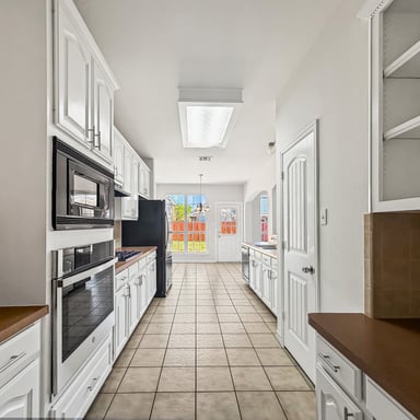 Property photo 2 of 8212 Boulder River Trl
