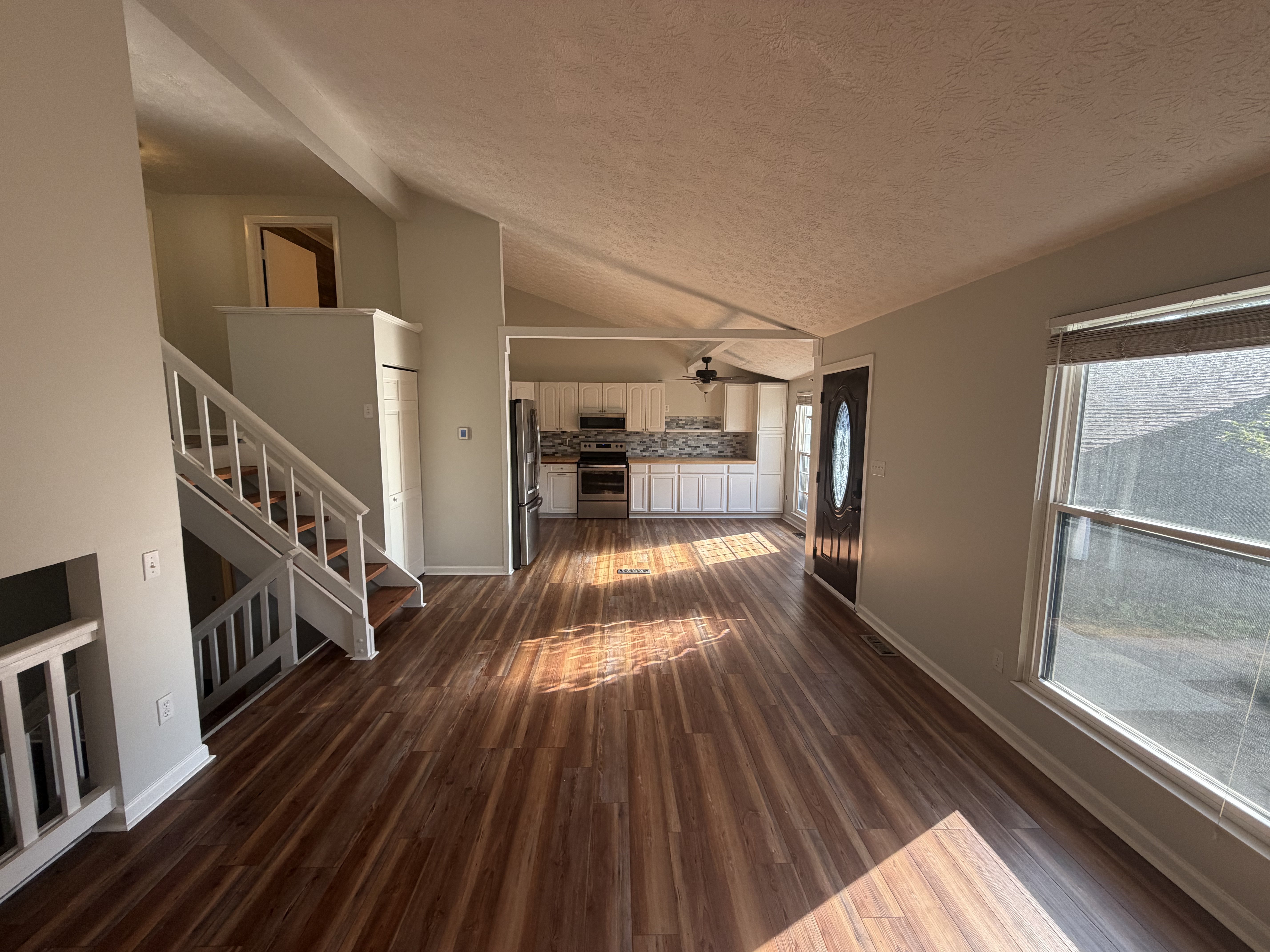 Photo 3 of 24 of 6567 Arborg Ct, Dublin, OH
