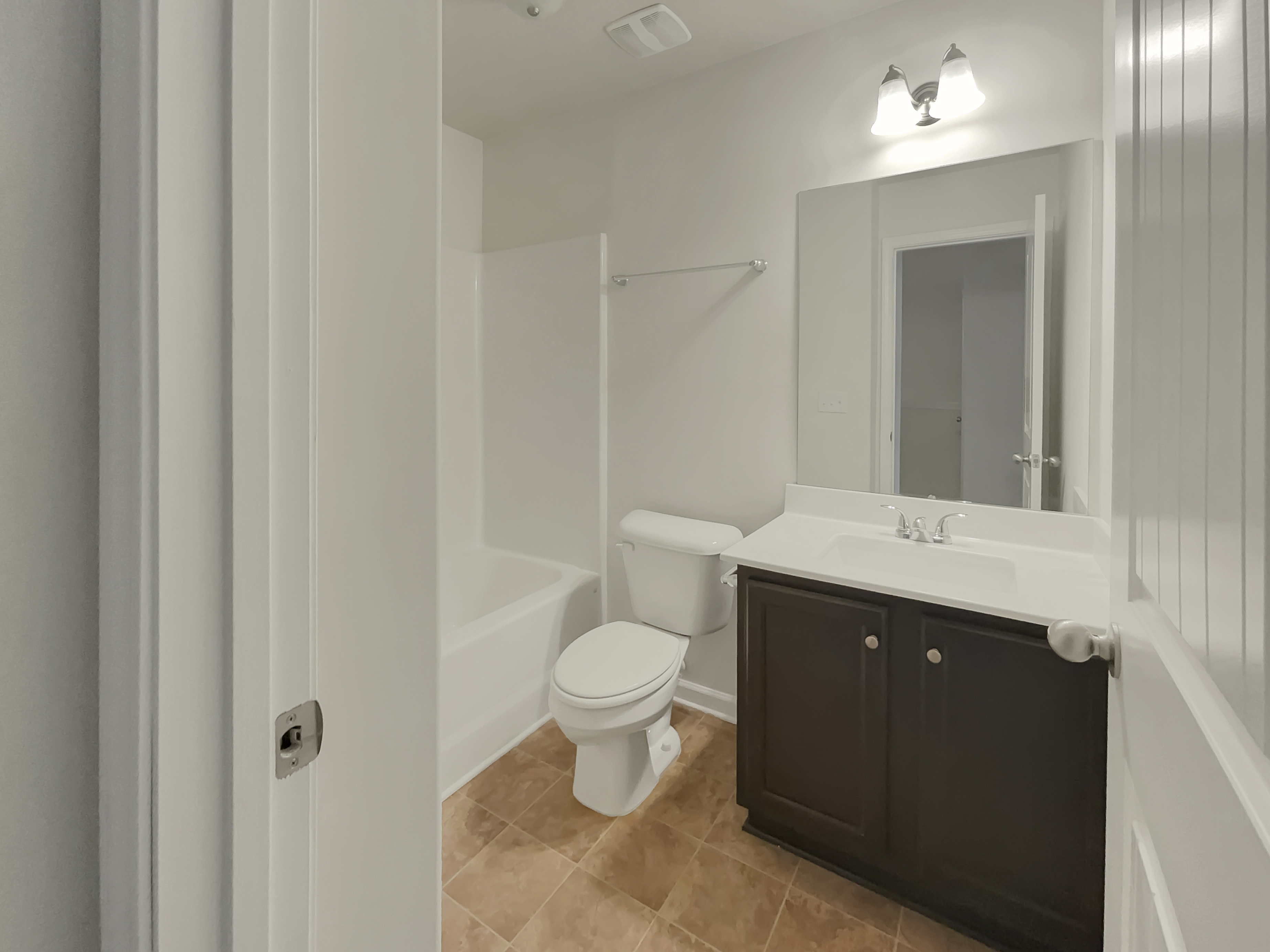 Photo 7 of 23 of 6077 Oakley Rd, Union City, GA