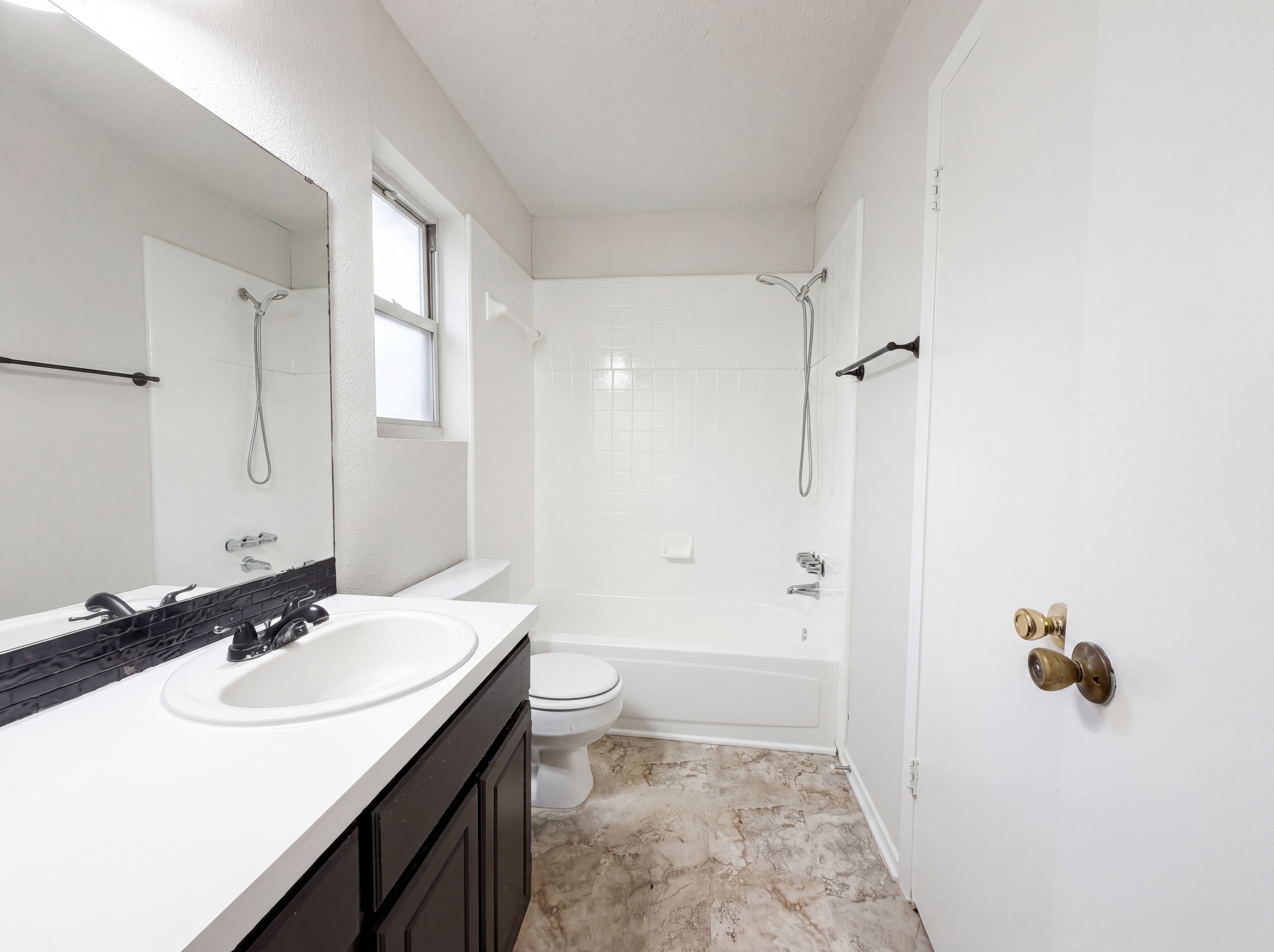 Photo 6 of 18 of 203 W Hogan Dr, Copperas Cove, TX