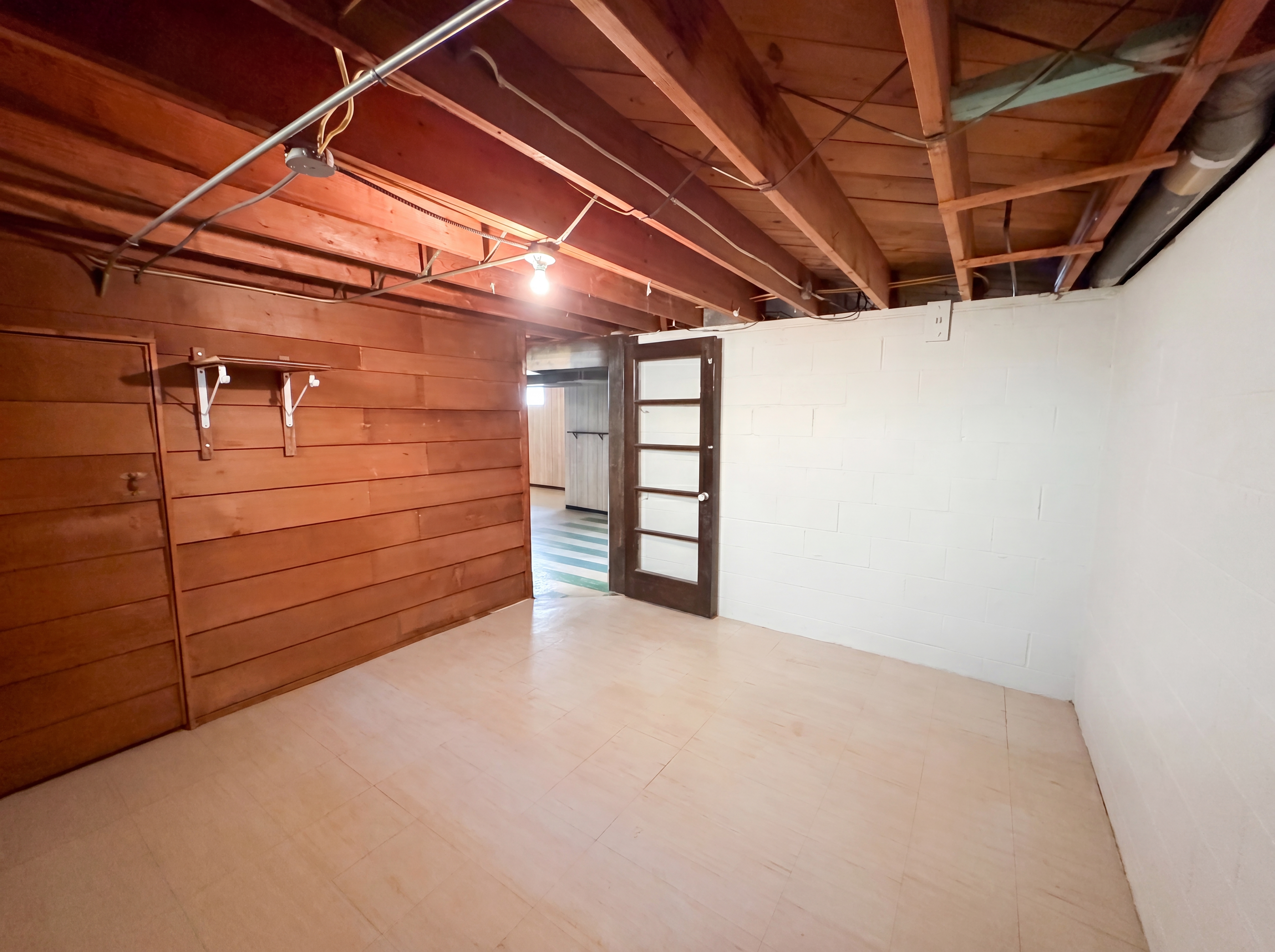 Photo 16 of 19 of 13606 Carpenter Rd, Cleveland, OH